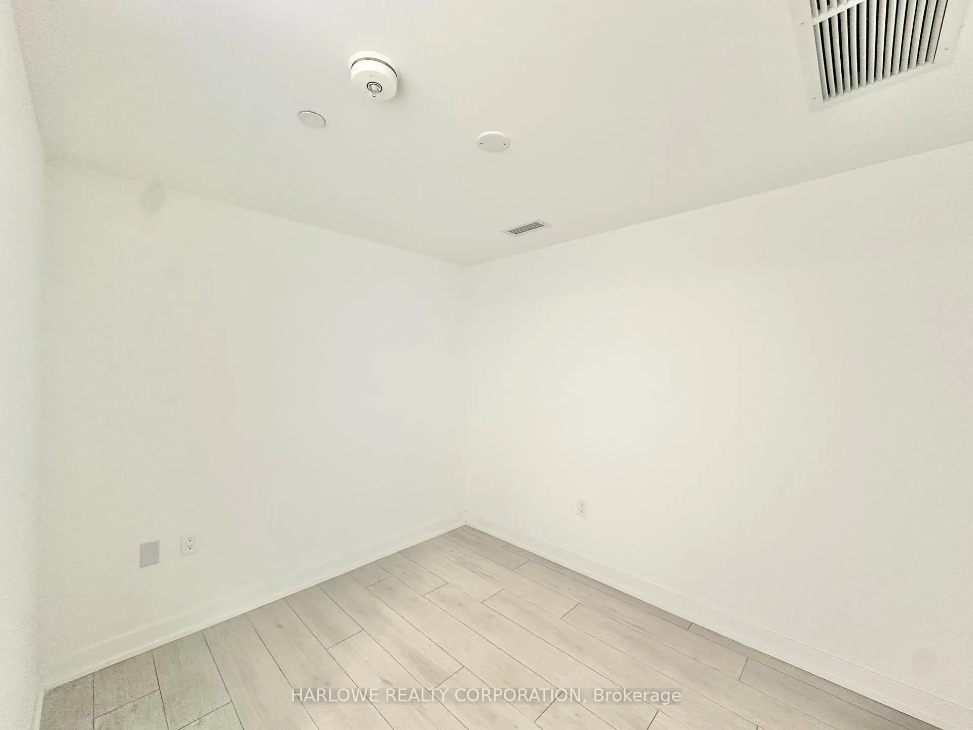 Photo 7 of Unit 434 D, 1614 Charles Street, Whitby, Port Whitby — HOMEH