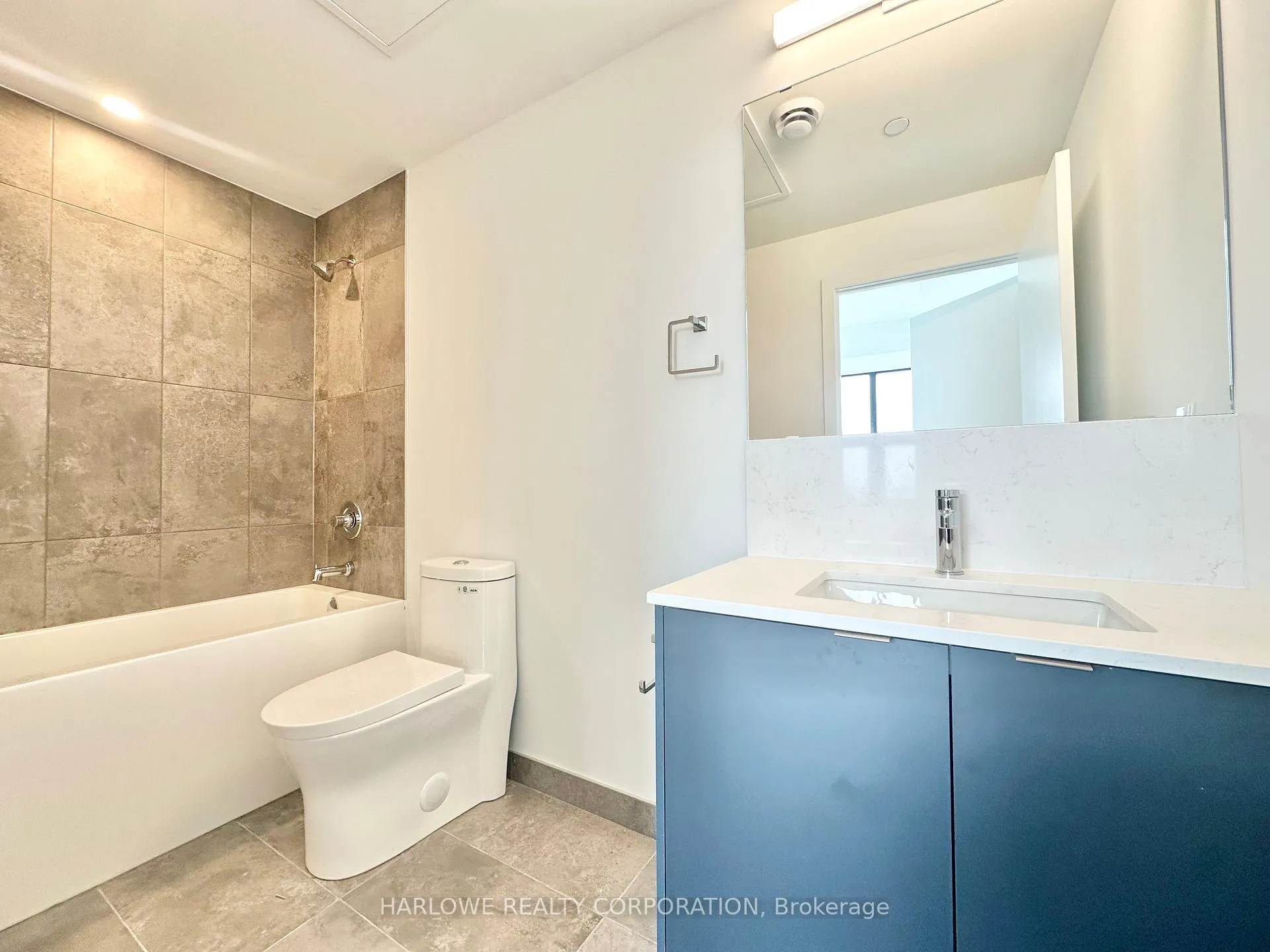 Photo 12 of Unit 434 D, 1614 Charles Street, Whitby, Port Whitby — HOMEH