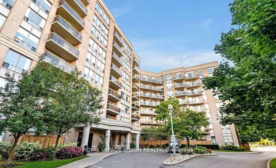 Front of Unit 113, 1720 Eglinton Avenue E