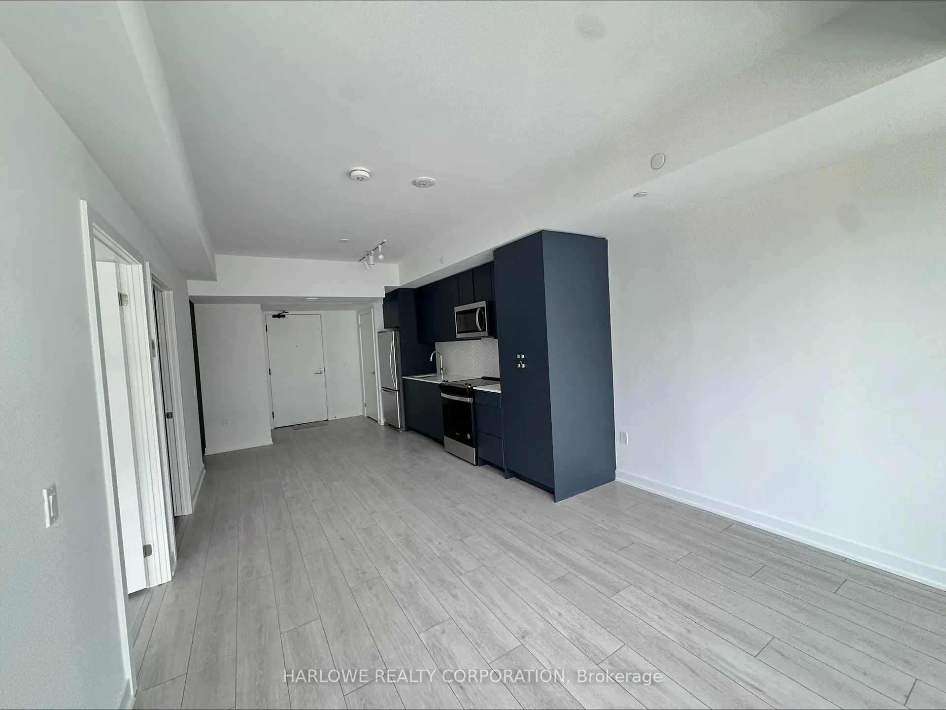 Photo 4 of Unit 439 D, 1614 Charles Street, Whitby, Port Whitby — HOMEH