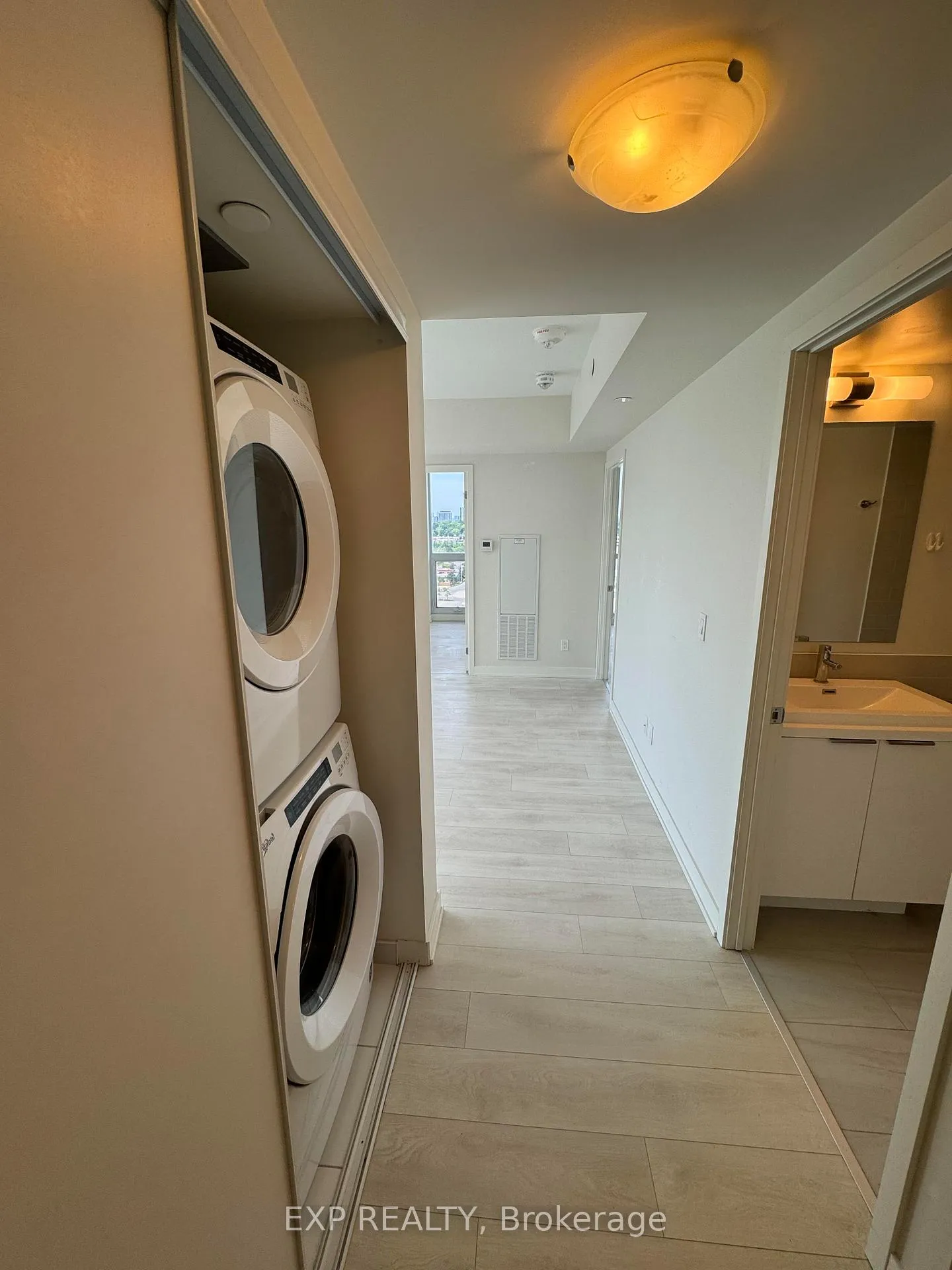 Photo 2 of Unit 1502, 6 Sonic Way, Toronto, Flemingdon Park — HOMEH