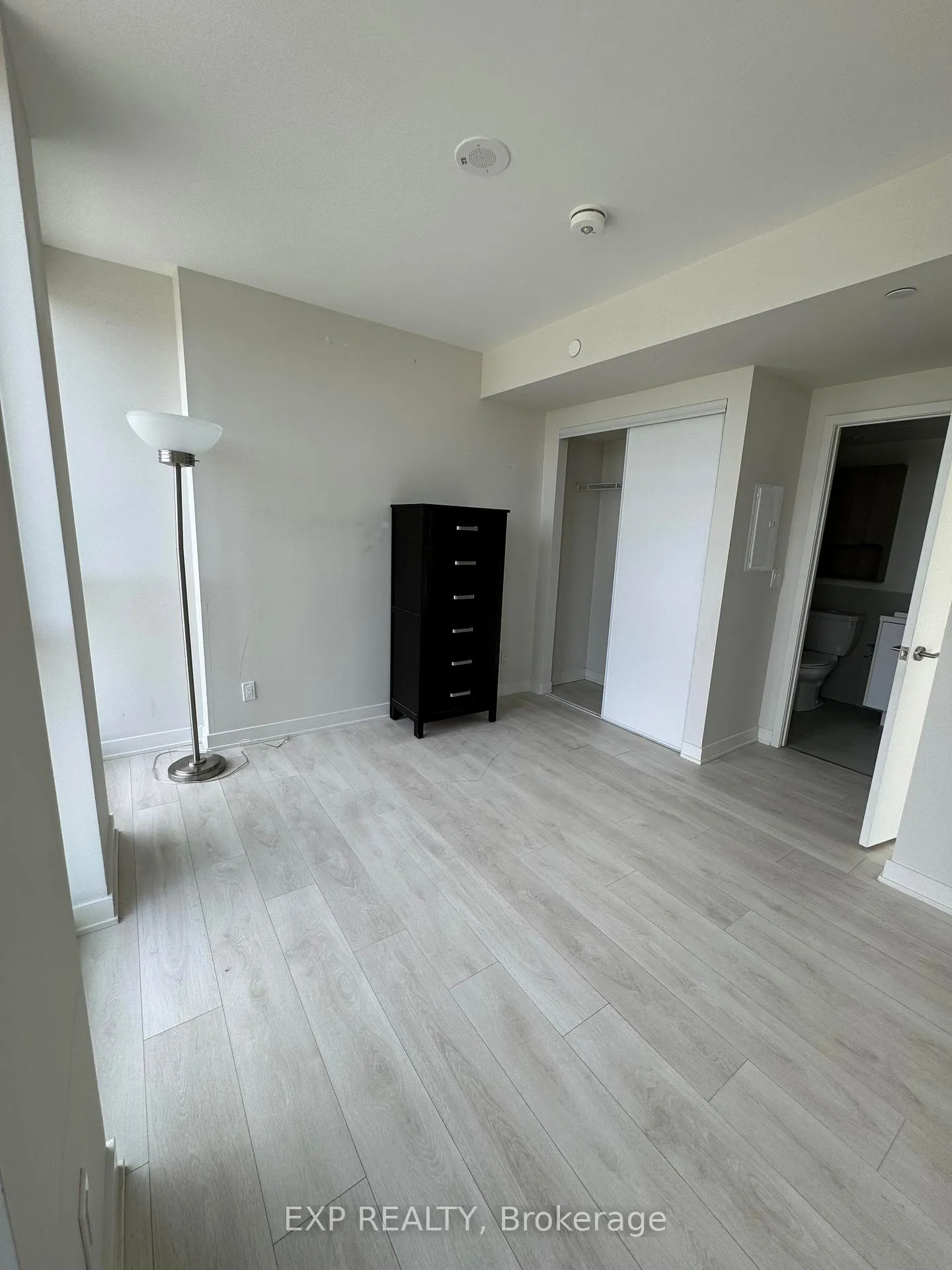 Photo 8 of Unit 1502, 6 Sonic Way, Toronto, Flemingdon Park — HOMEH