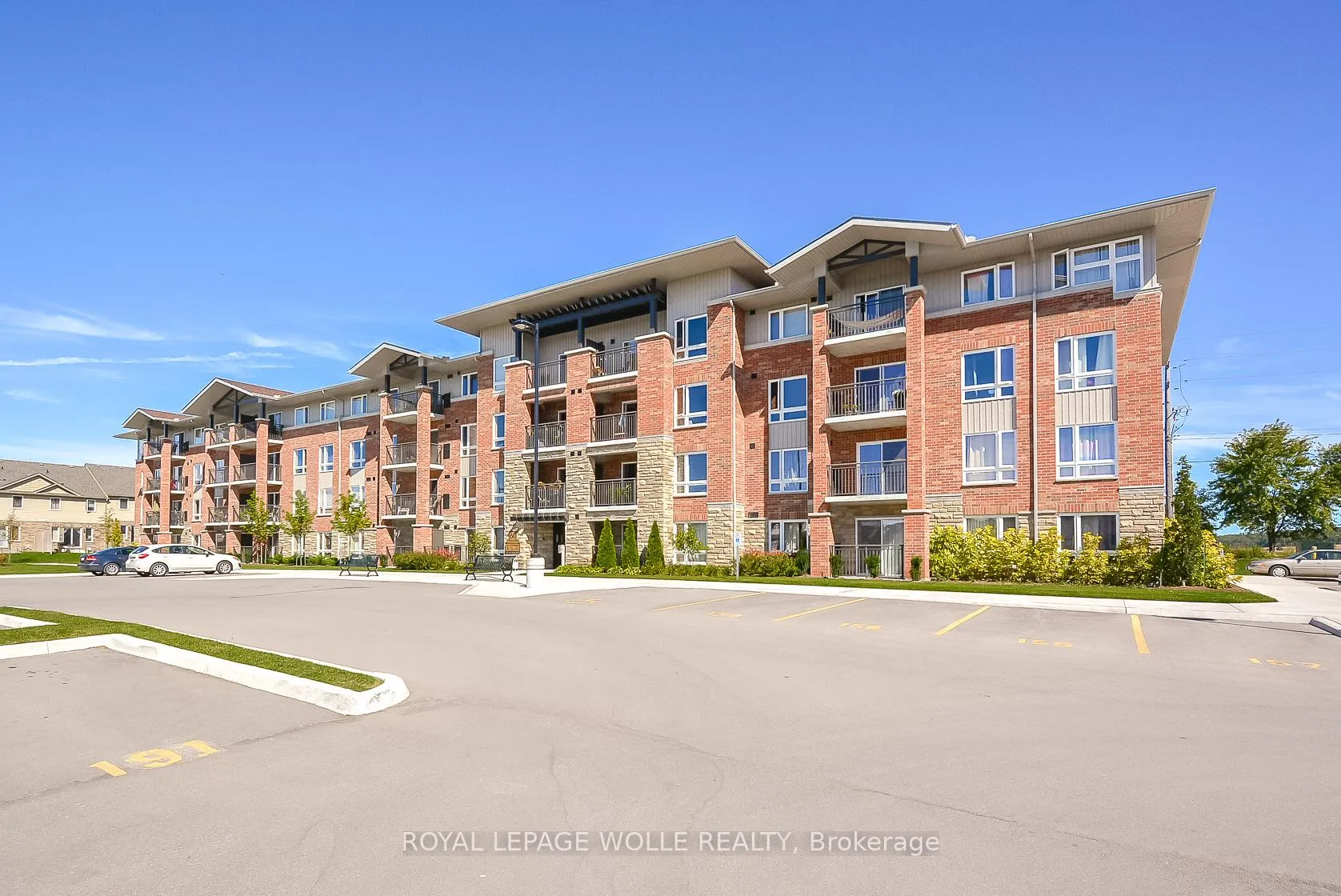 Photo 3 of Unit 104, 60 Lynnmore Street, Guelph, Pineridge/Westminster Woods — HOMEH
