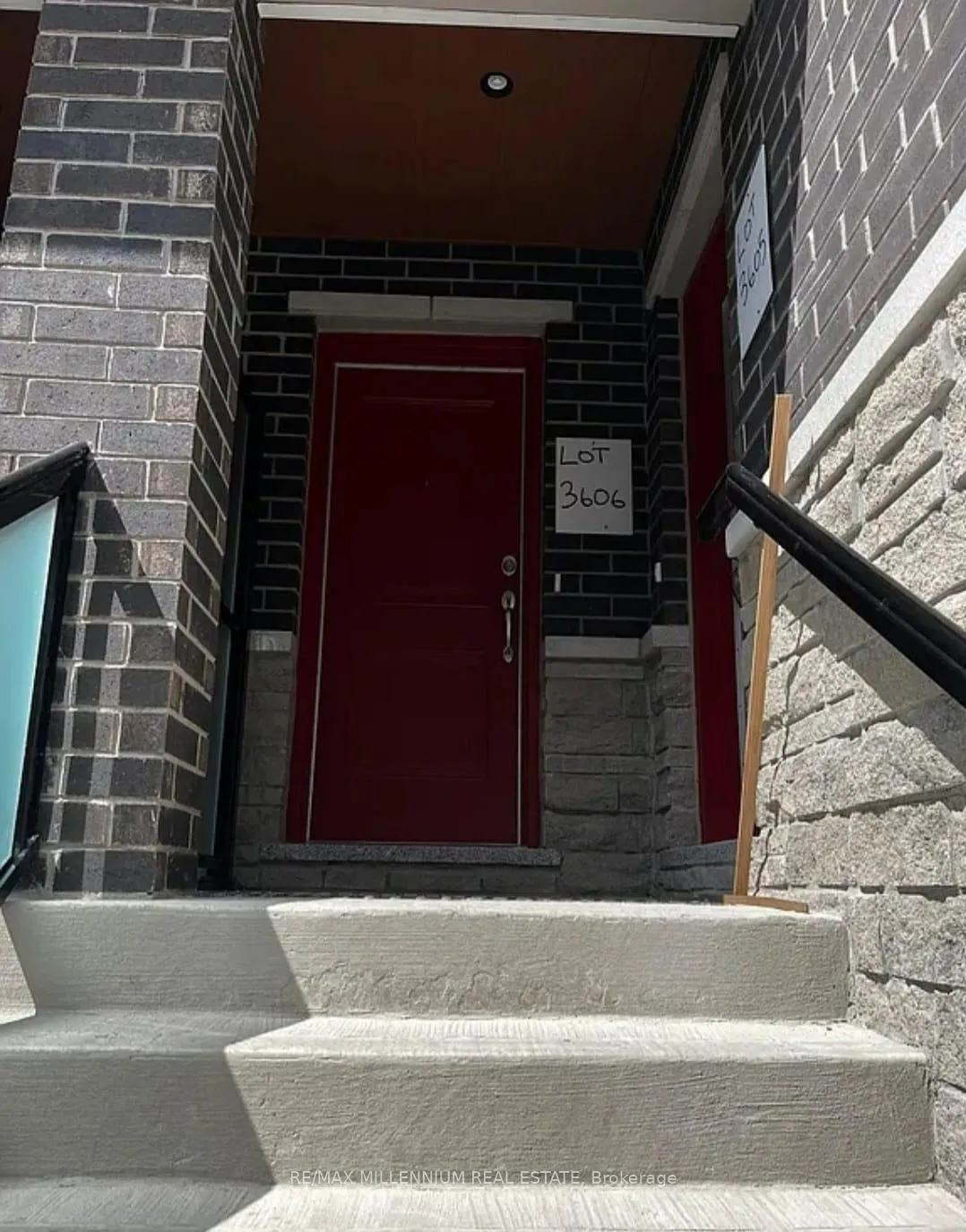 Photo 2 of Unit 608, 1034 Reflection Place, Pickering, Rural Pickering — HOMEH