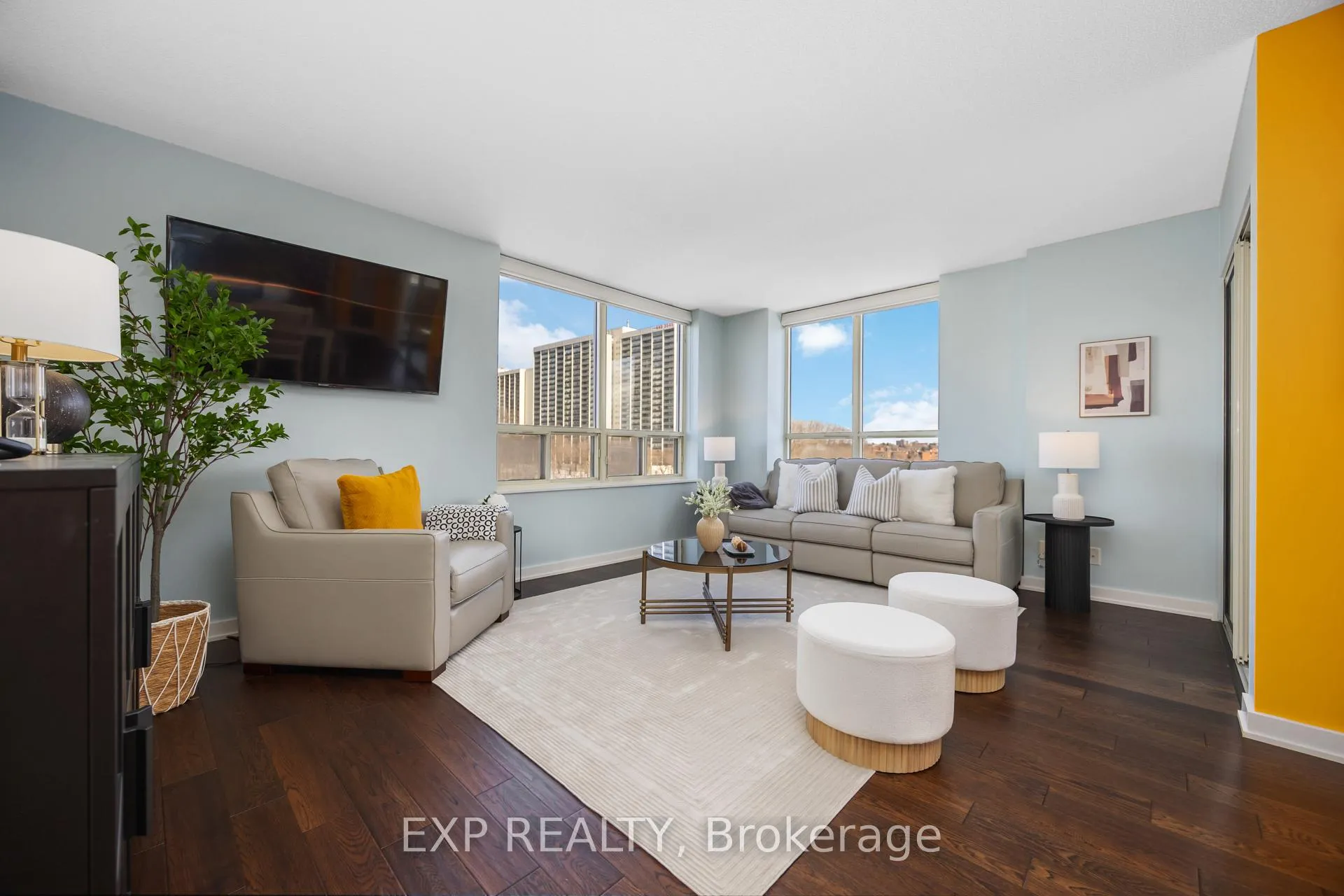 Photo 4 of Unit 606, 205 Wynford Drive, Toronto, Flemingdon Park — HOMEH