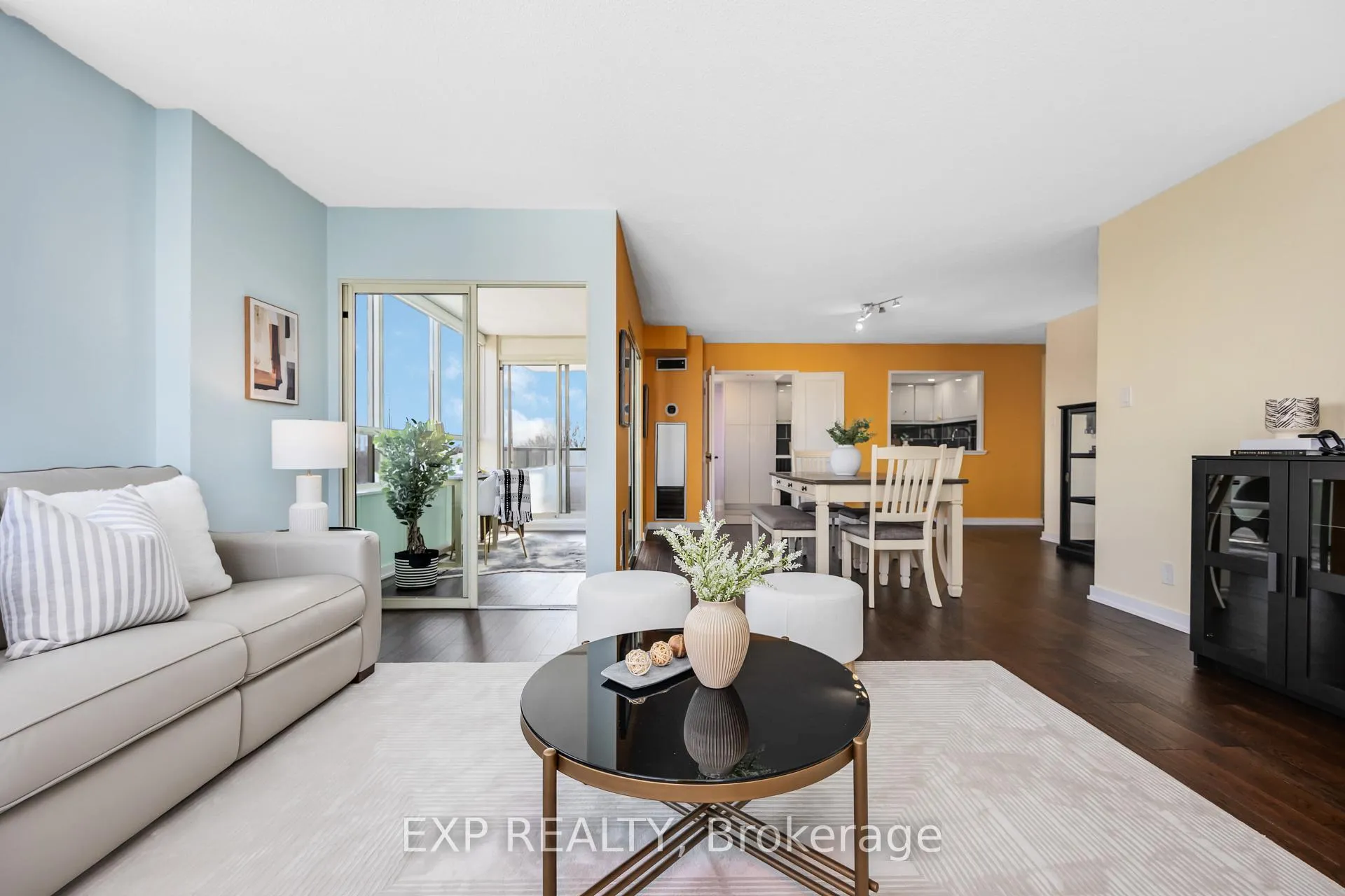 Photo 6 of Unit 606, 205 Wynford Drive, Toronto, Flemingdon Park — HOMEH