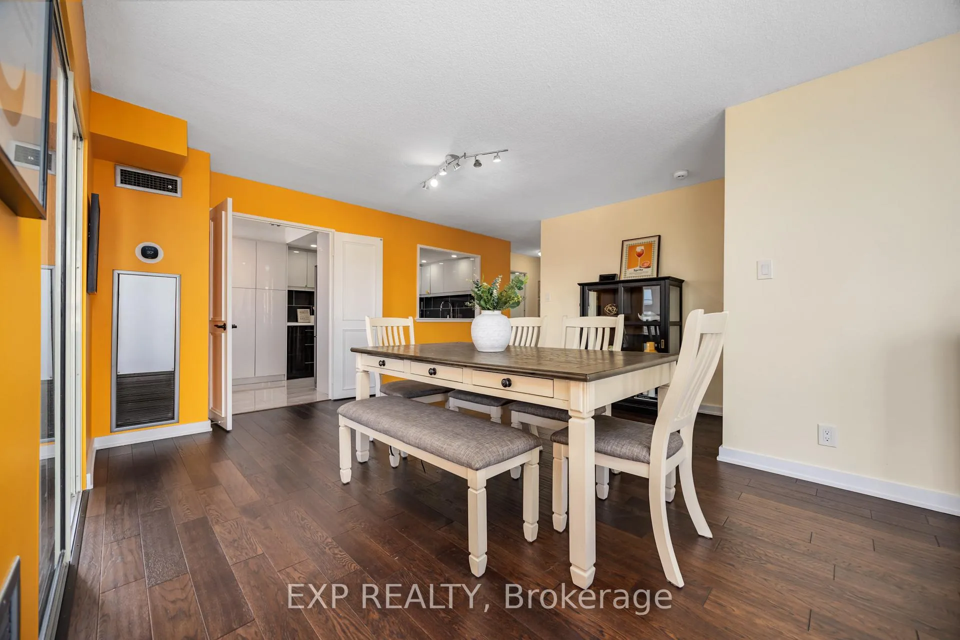 Photo 9 of Unit 606, 205 Wynford Drive, Toronto, Flemingdon Park — HOMEH