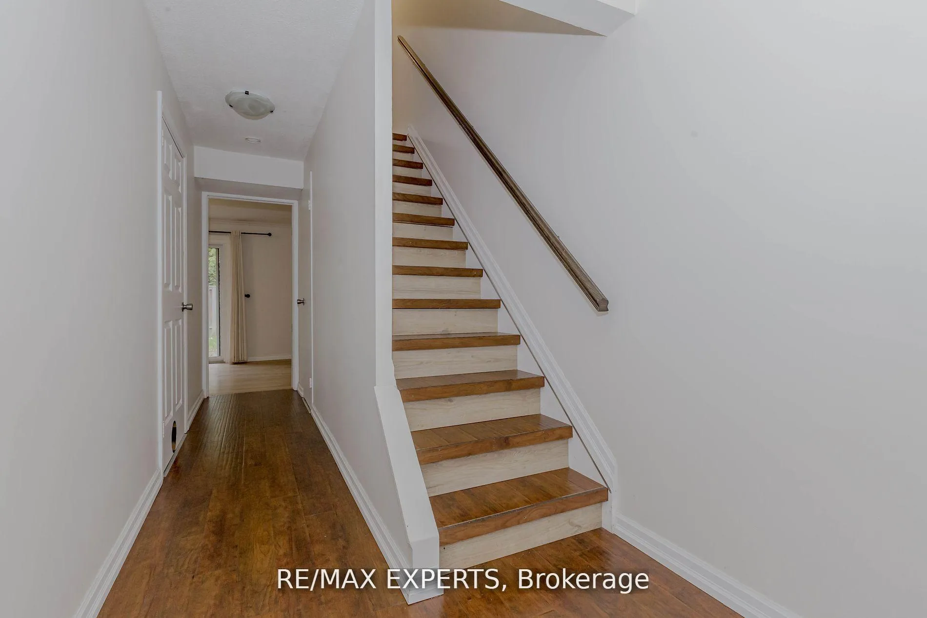 Photo 9 of Unit 9, 34 Bow Valley Drive, Hamilton, Riverdale — HOMEH