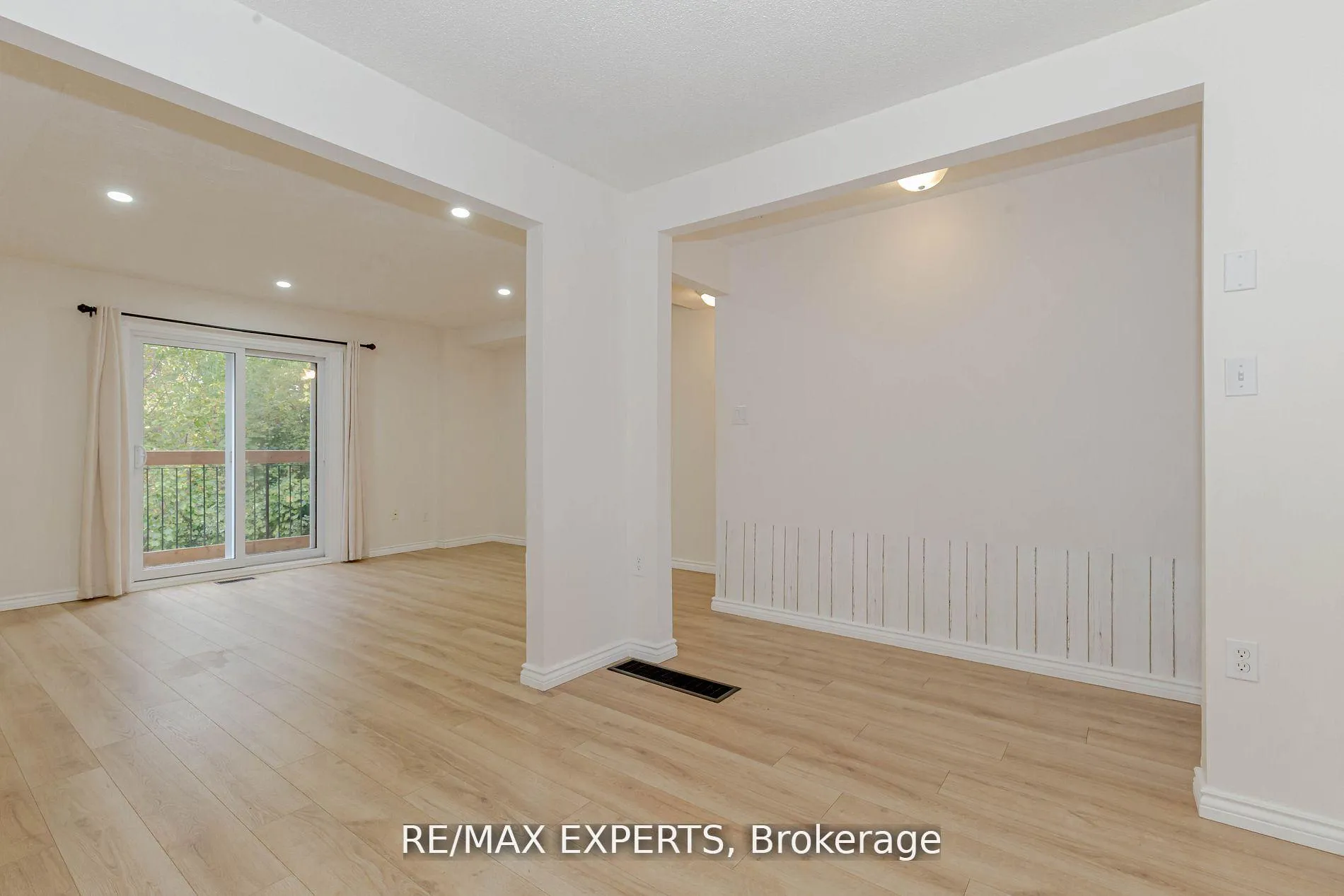 Photo 15 of Unit 9, 34 Bow Valley Drive, Hamilton, Riverdale — HOMEH