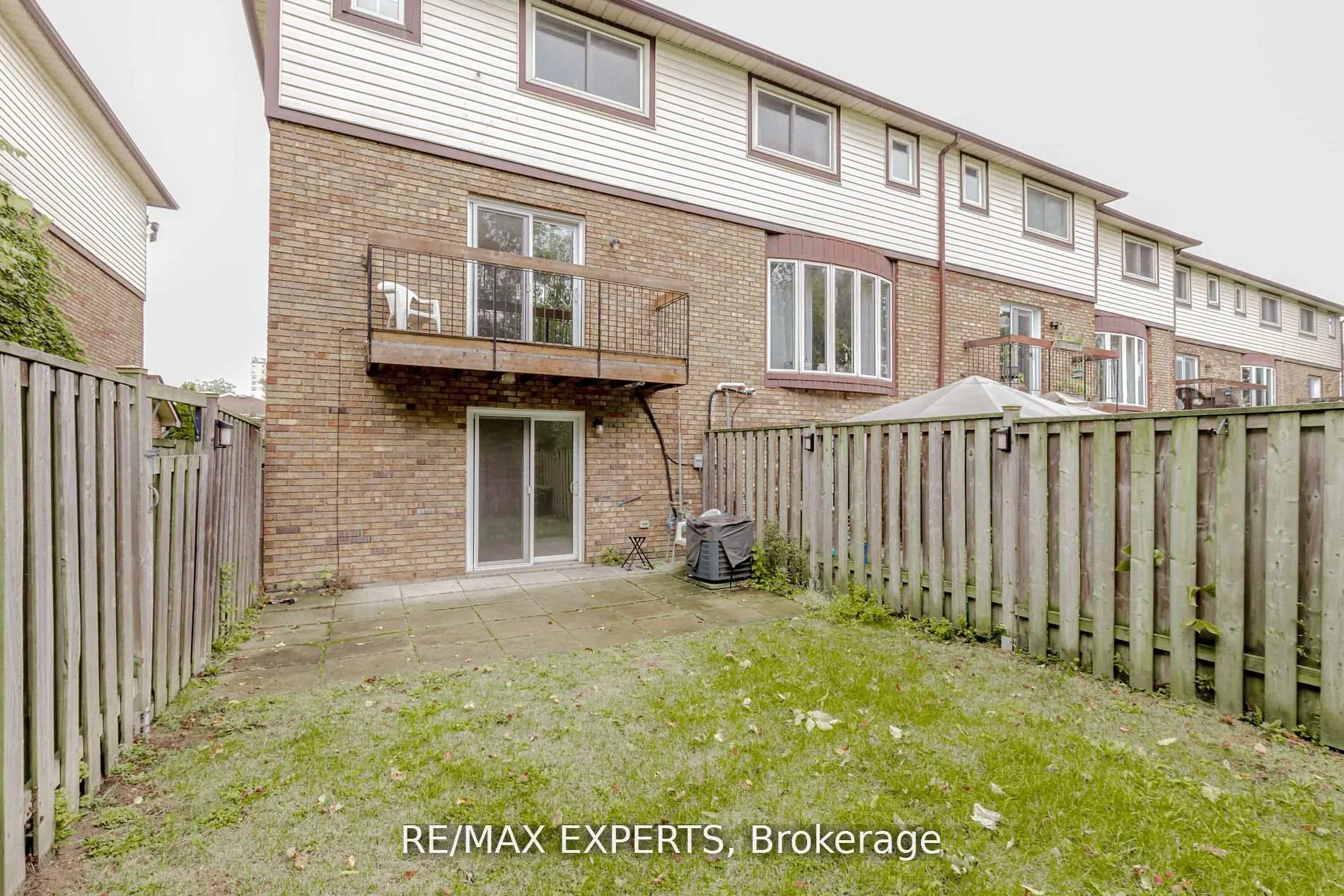 Photo 31 of Unit 9, 34 Bow Valley Drive, Hamilton, Riverdale — HOMEH