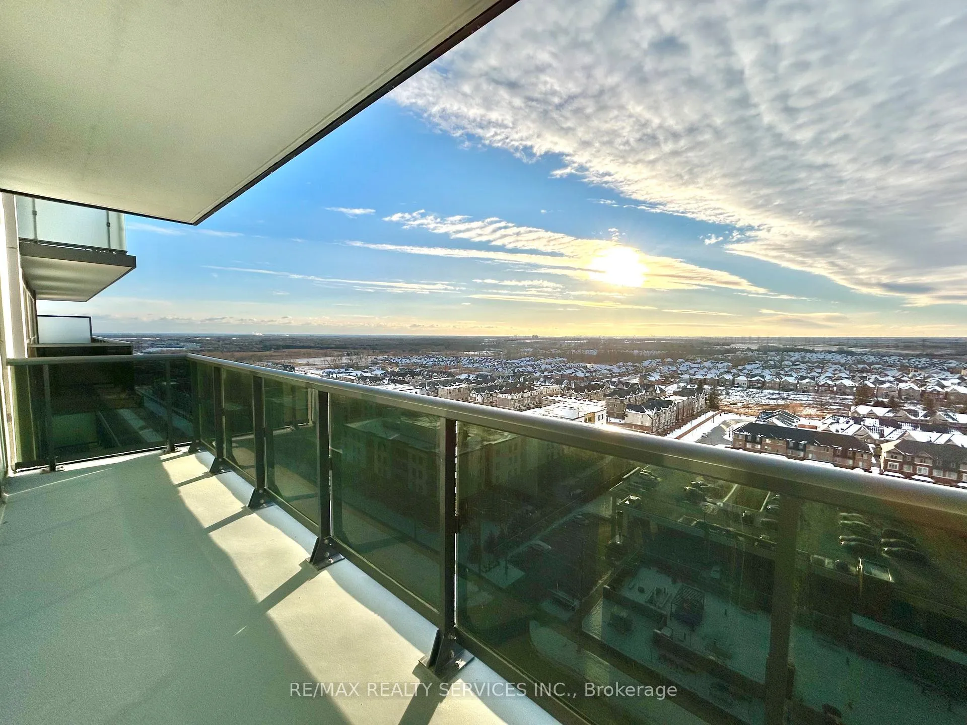 Photo 1 of Unit 1610, 2545 Simcoe Street, Oshawa, Windfields — HOMEH
