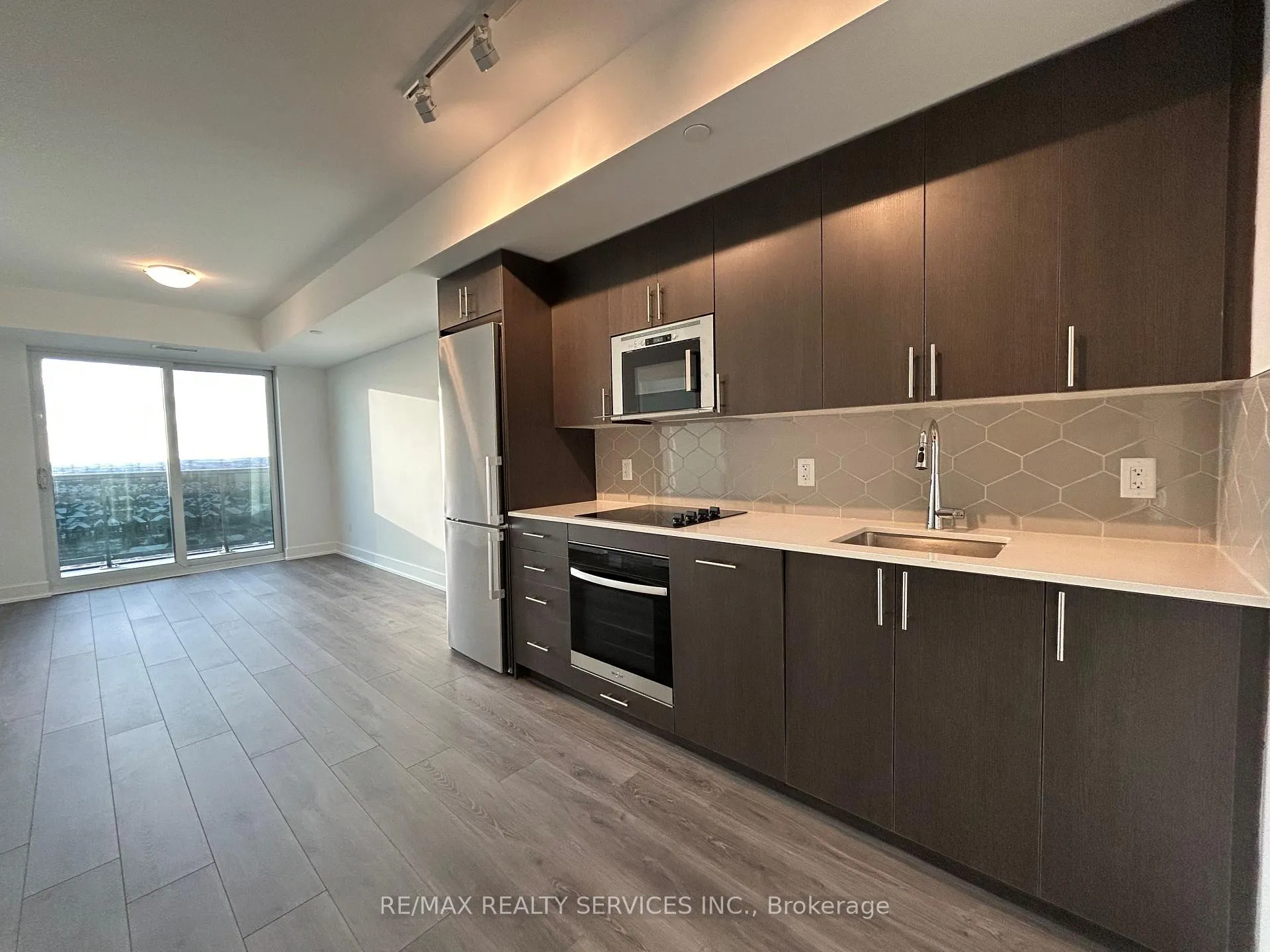 Photo 3 of Unit 1610, 2545 Simcoe Street, Oshawa, Windfields — HOMEH