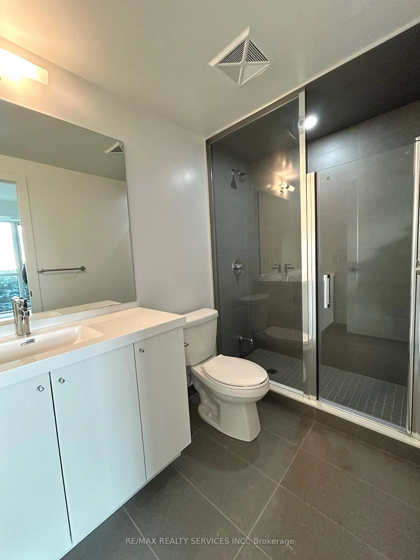 Photo 8 of Unit 1610, 2545 Simcoe Street, Oshawa, Windfields — HOMEH