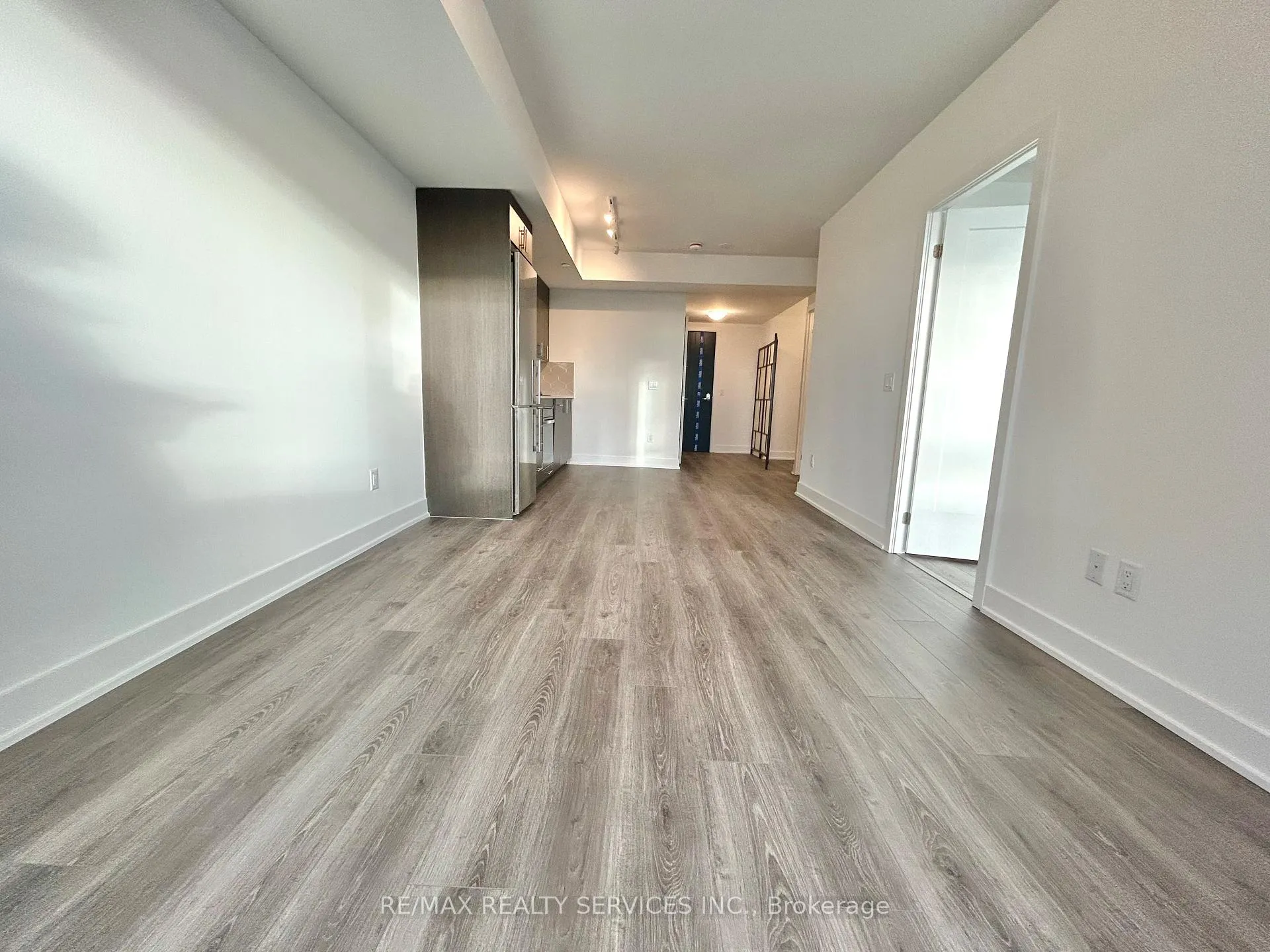 Photo 10 of Unit 1610, 2545 Simcoe Street, Oshawa, Windfields — HOMEH