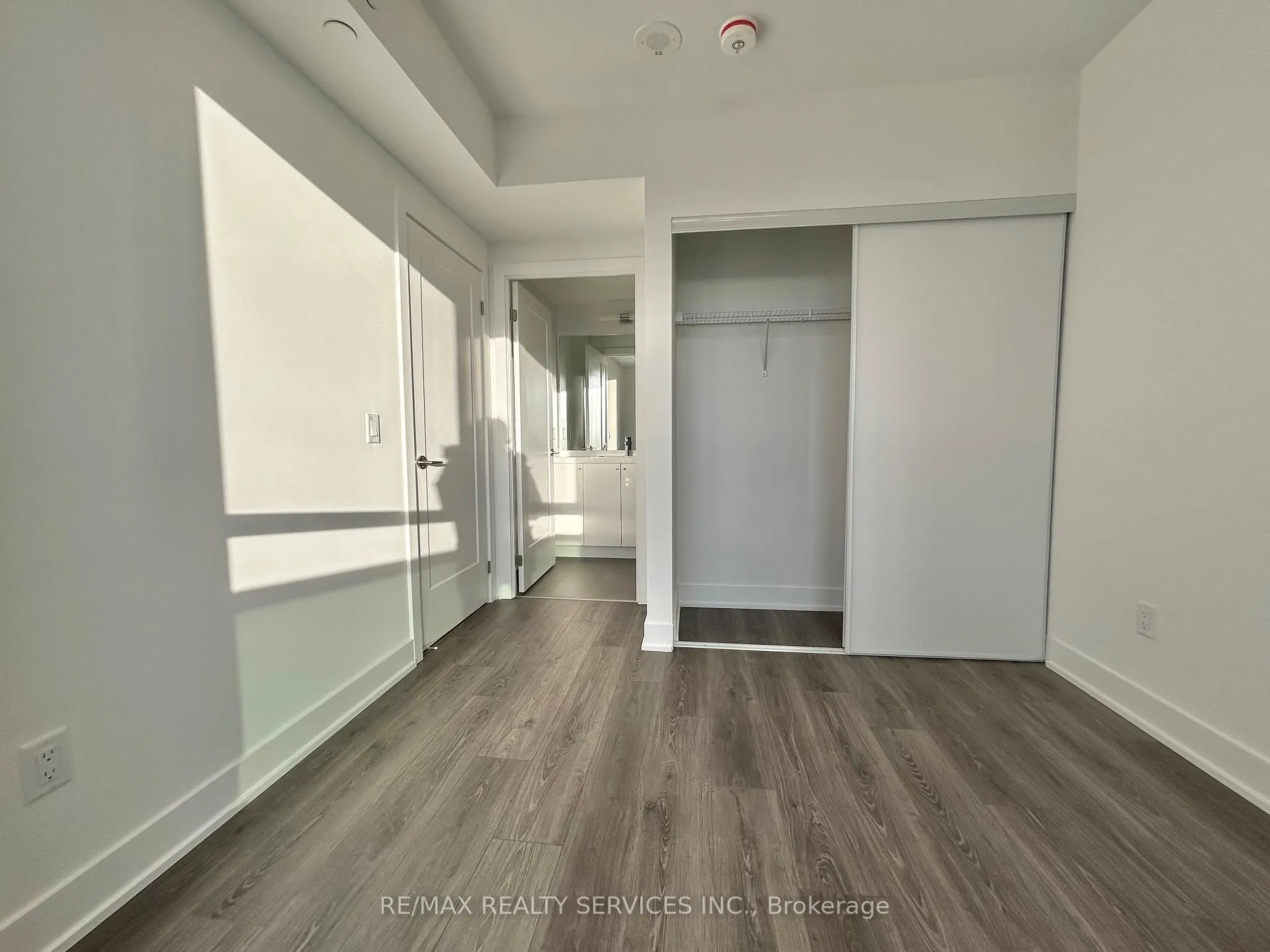 Photo 13 of Unit 1610, 2545 Simcoe Street, Oshawa, Windfields — HOMEH