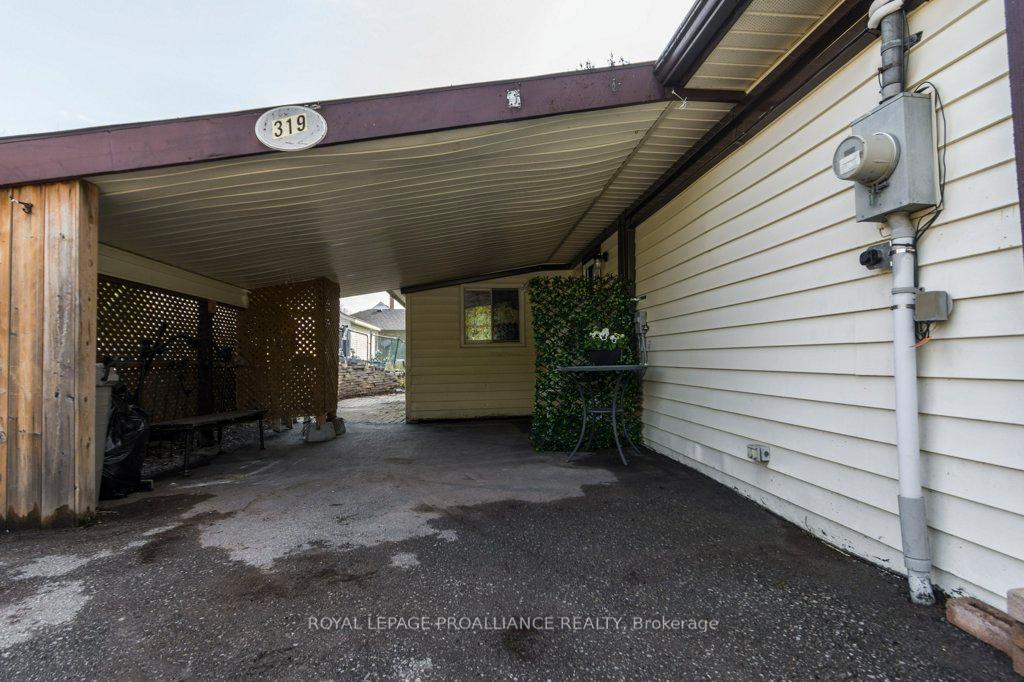 Photo 3 of 319 Herchimer Avenue, Belleville, Belleville Ward — HOMEH