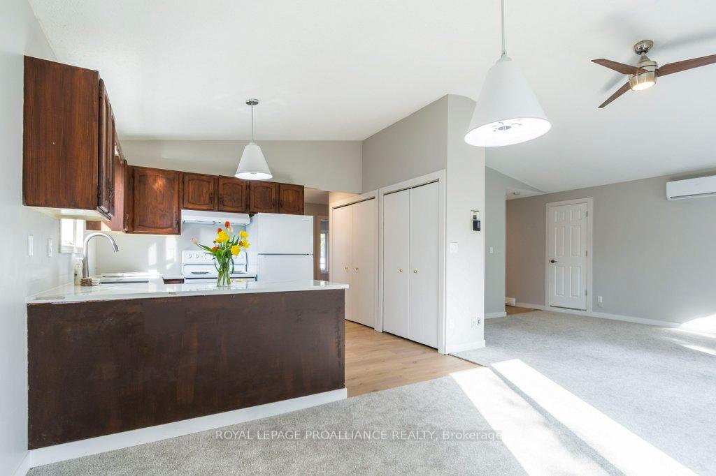 Photo 9 of 319 Herchimer Avenue, Belleville, Belleville Ward — HOMEH