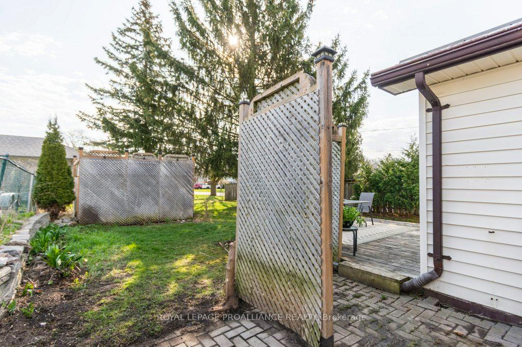 Photo 20 of 319 Herchimer Avenue, Belleville, Belleville Ward — HOMEH