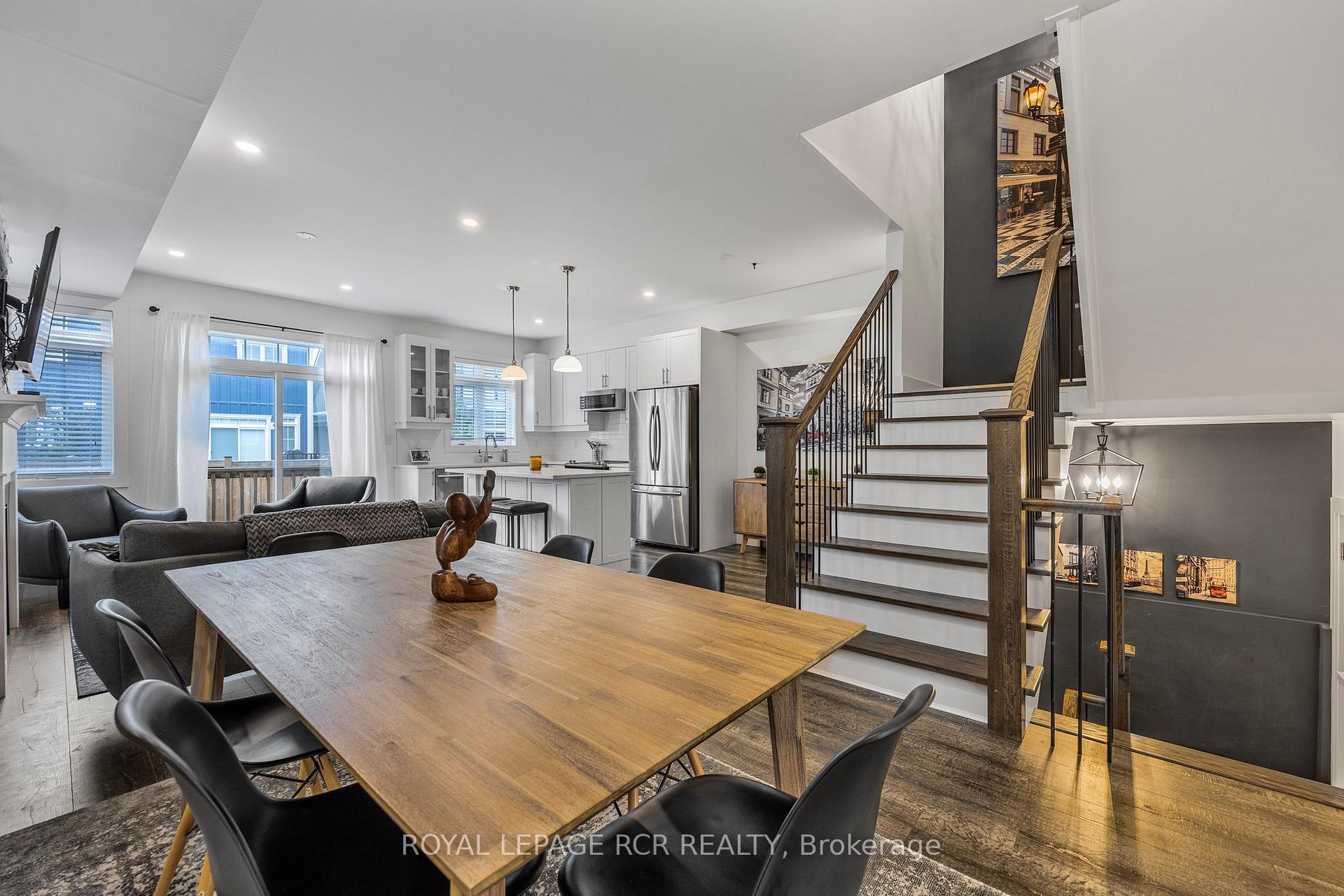 Photo 7 of 187 Yellow Birch Crescent, Blue Mountains — HOMEH