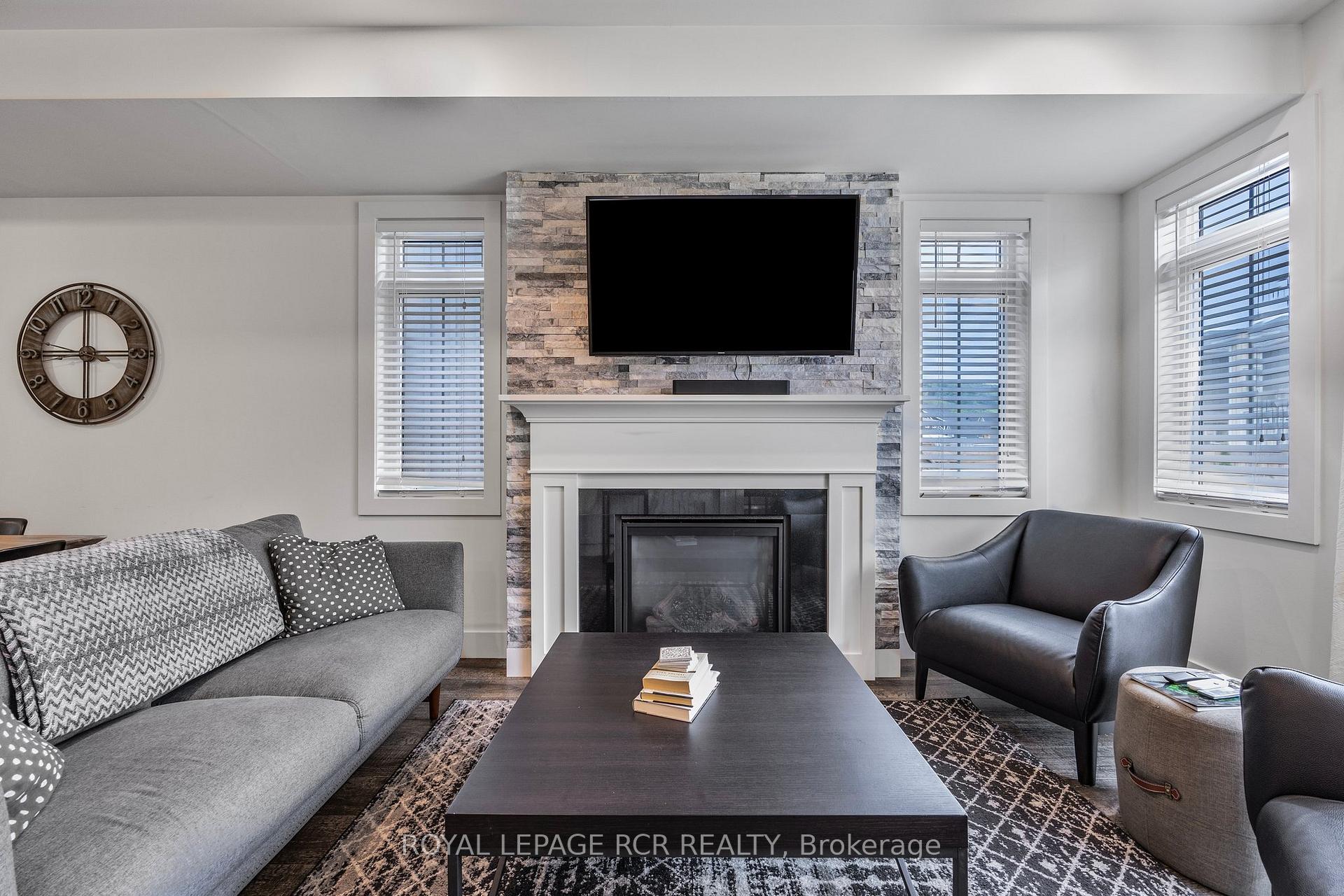 Photo 10 of 187 Yellow Birch Crescent, Blue Mountains — HOMEH