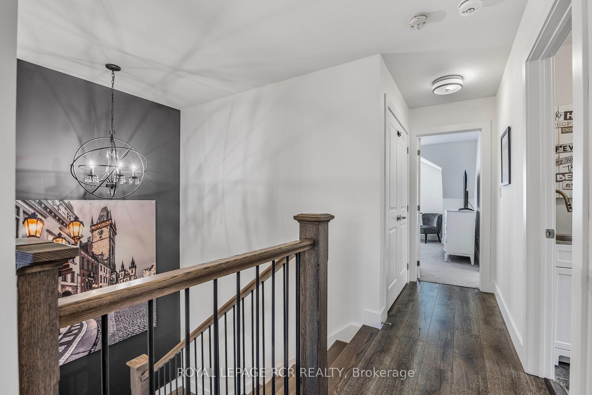 Photo 13 of 187 Yellow Birch Crescent, Blue Mountains — HOMEH