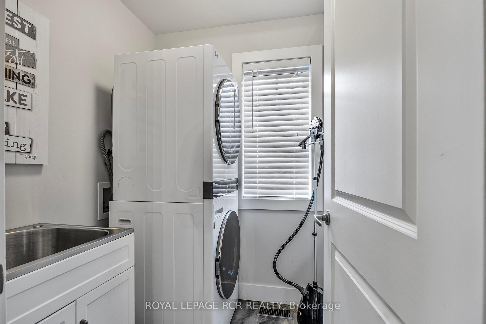 Photo 18 of 187 Yellow Birch Crescent, Blue Mountains — HOMEH