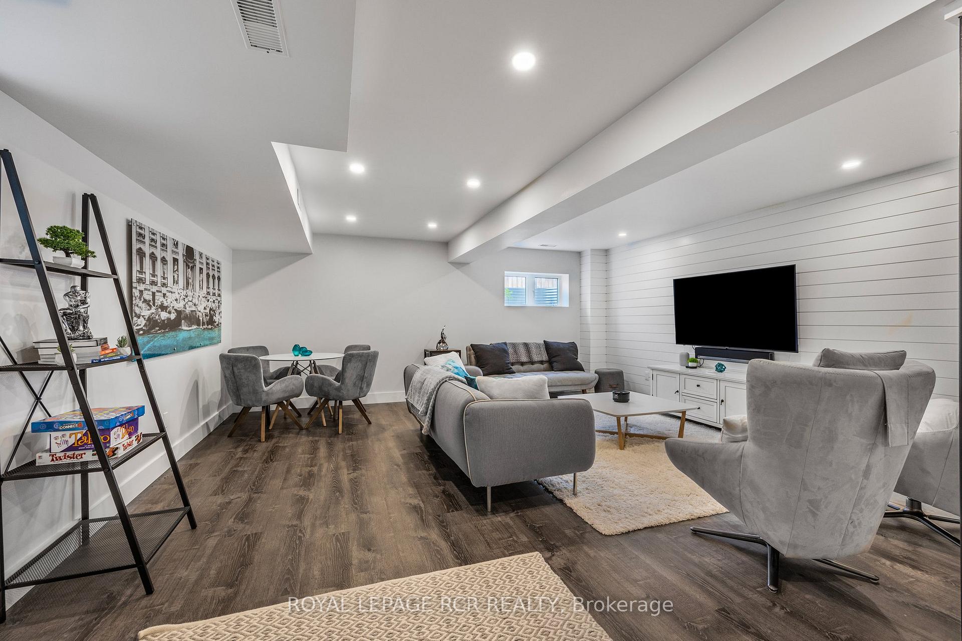 Photo 26 of 187 Yellow Birch Crescent, Blue Mountains — HOMEH