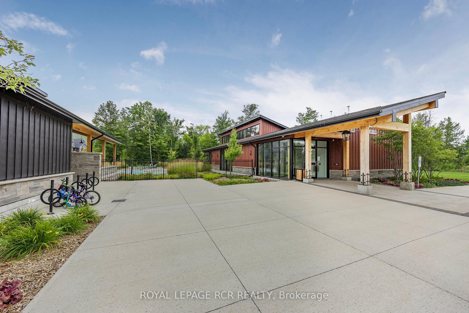 Photo 33 of 187 Yellow Birch Crescent, Blue Mountains — HOMEH