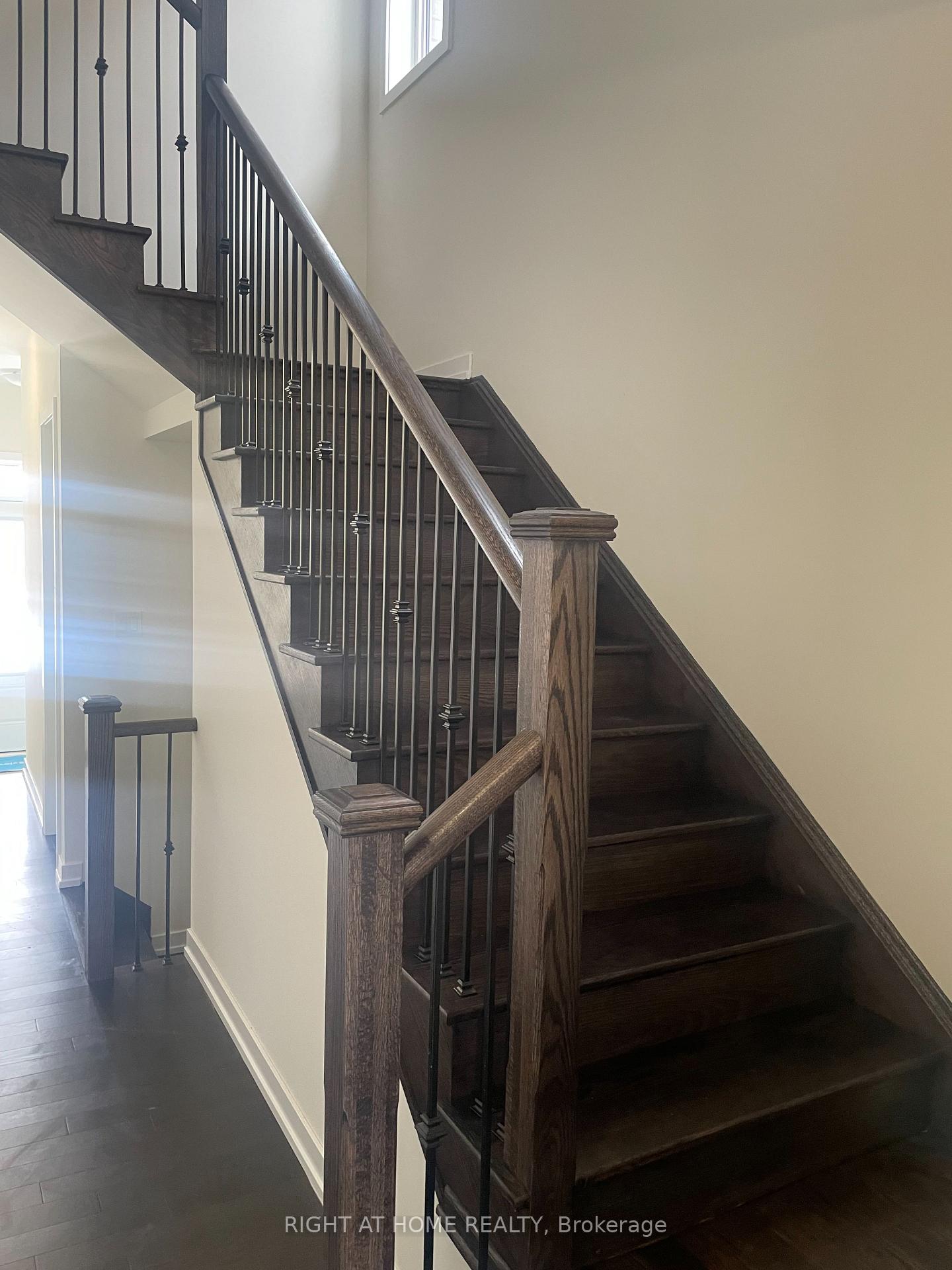 Photo 12 of 107 Henshaw Drive, Erin — HOMEH
