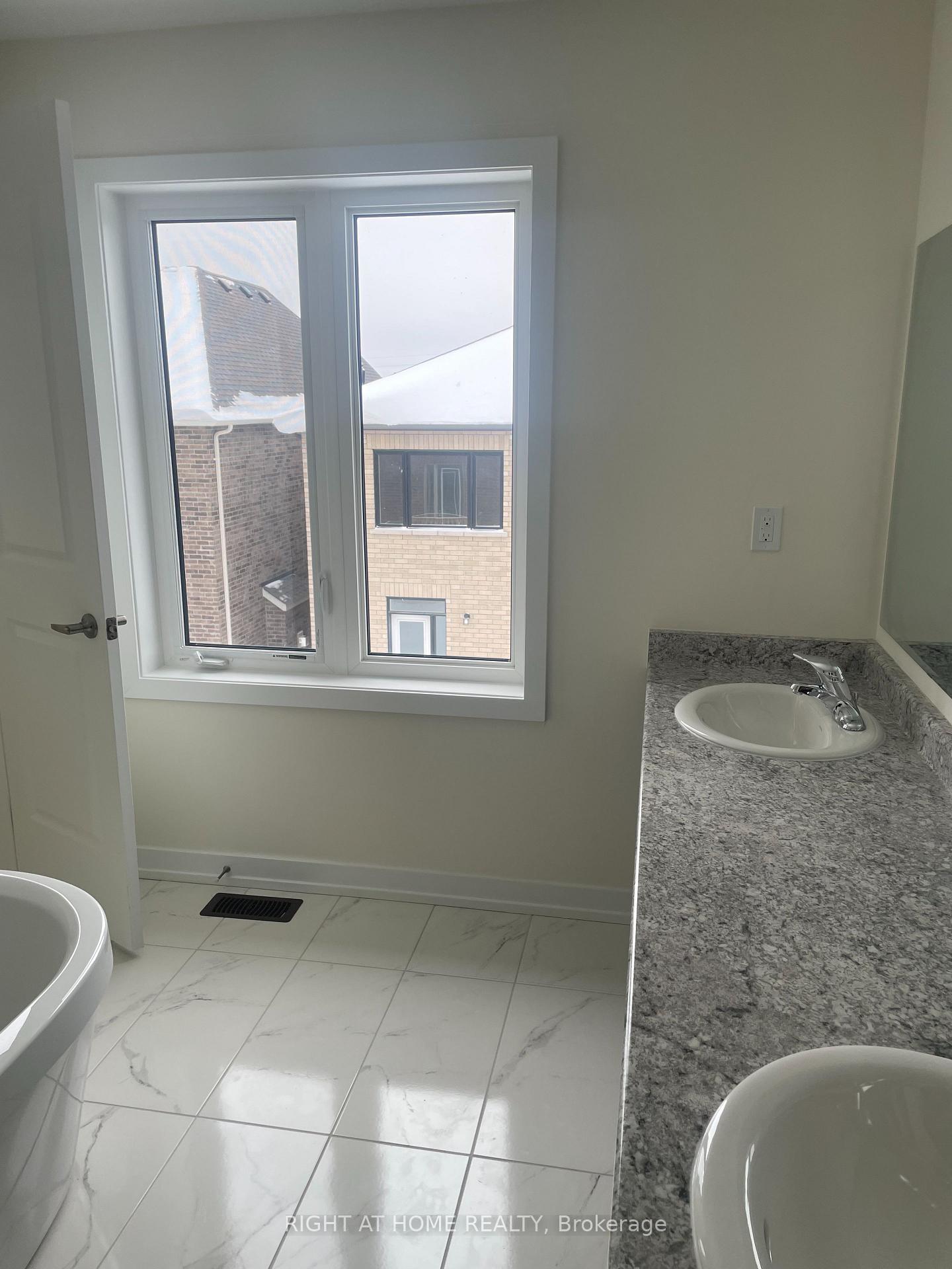 Photo 15 of 107 Henshaw Drive, Erin — HOMEH