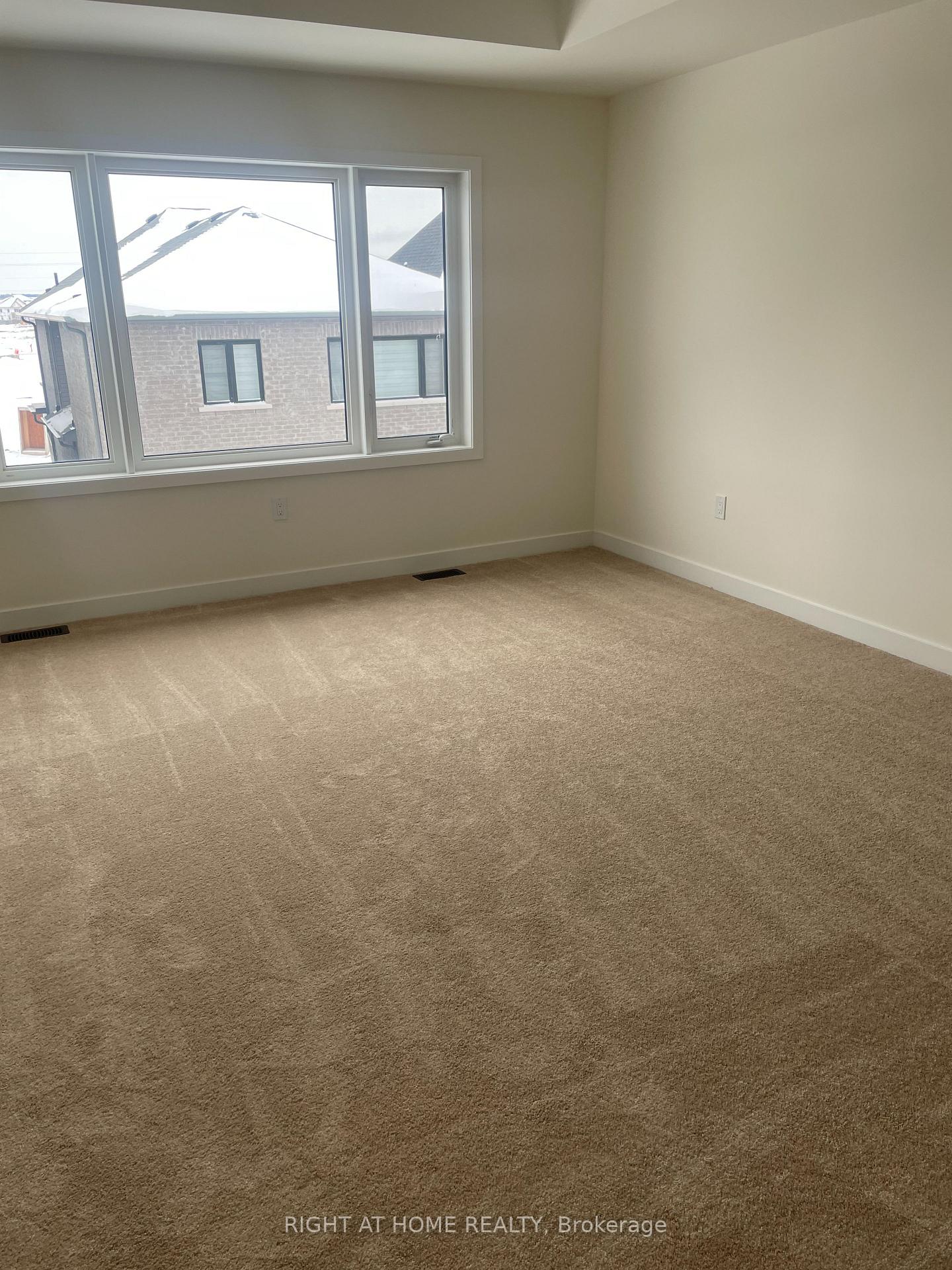 Photo 18 of 107 Henshaw Drive, Erin — HOMEH