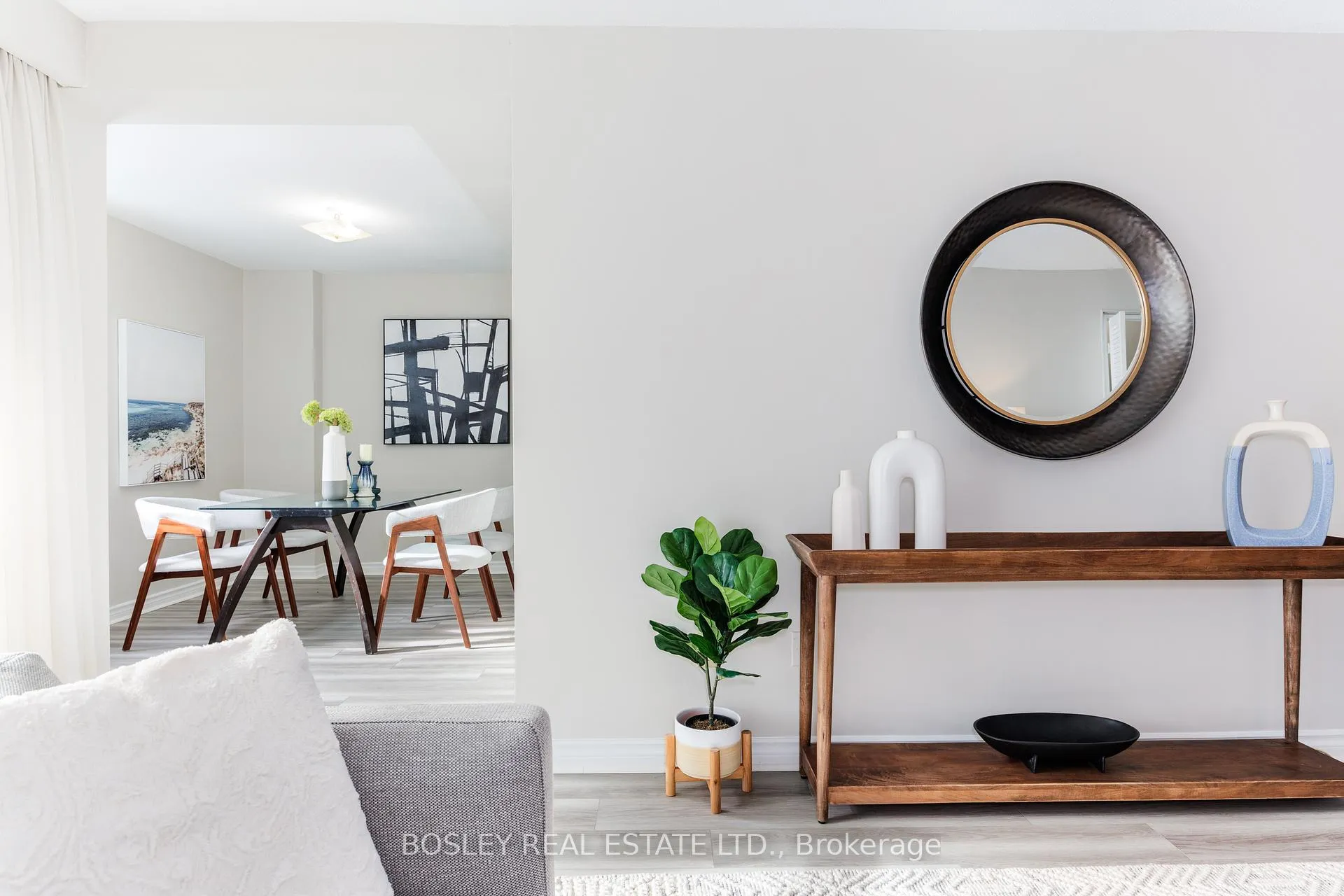 Photo 14 of Unit 2403, 3 Massey Square, Toronto, Crescent Town — HOMEH
