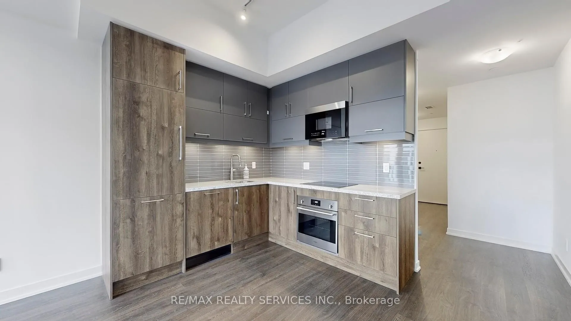 Photo 15 of Unit 1801B, 292 Verdale Crossing, Markham, Unionville — HOMEH