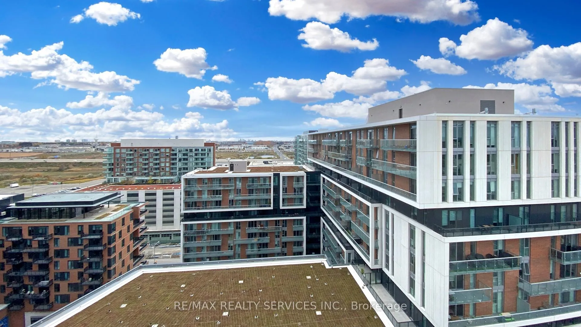 Photo 35 of Unit 1801B, 292 Verdale Crossing, Markham, Unionville — HOMEH