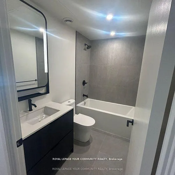 Photo 8 of Unit 302, 1050 Eastern Avenue, Toronto, The Beaches — HOMEH