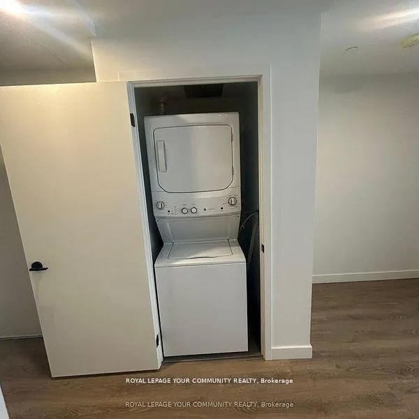 Photo 9 of Unit 302, 1050 Eastern Avenue, Toronto, The Beaches — HOMEH