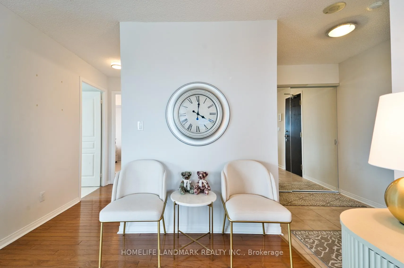 Photo 12 of Unit 421, 1733 Queen Street E, Toronto, The Beaches — HOMEH