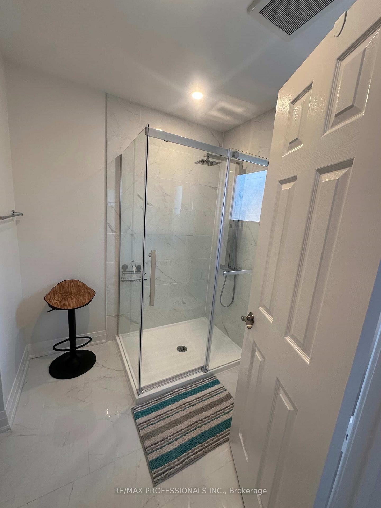 Photo 23 of 540 Eliza Crescent, Burlington, Appleby — HOMEH