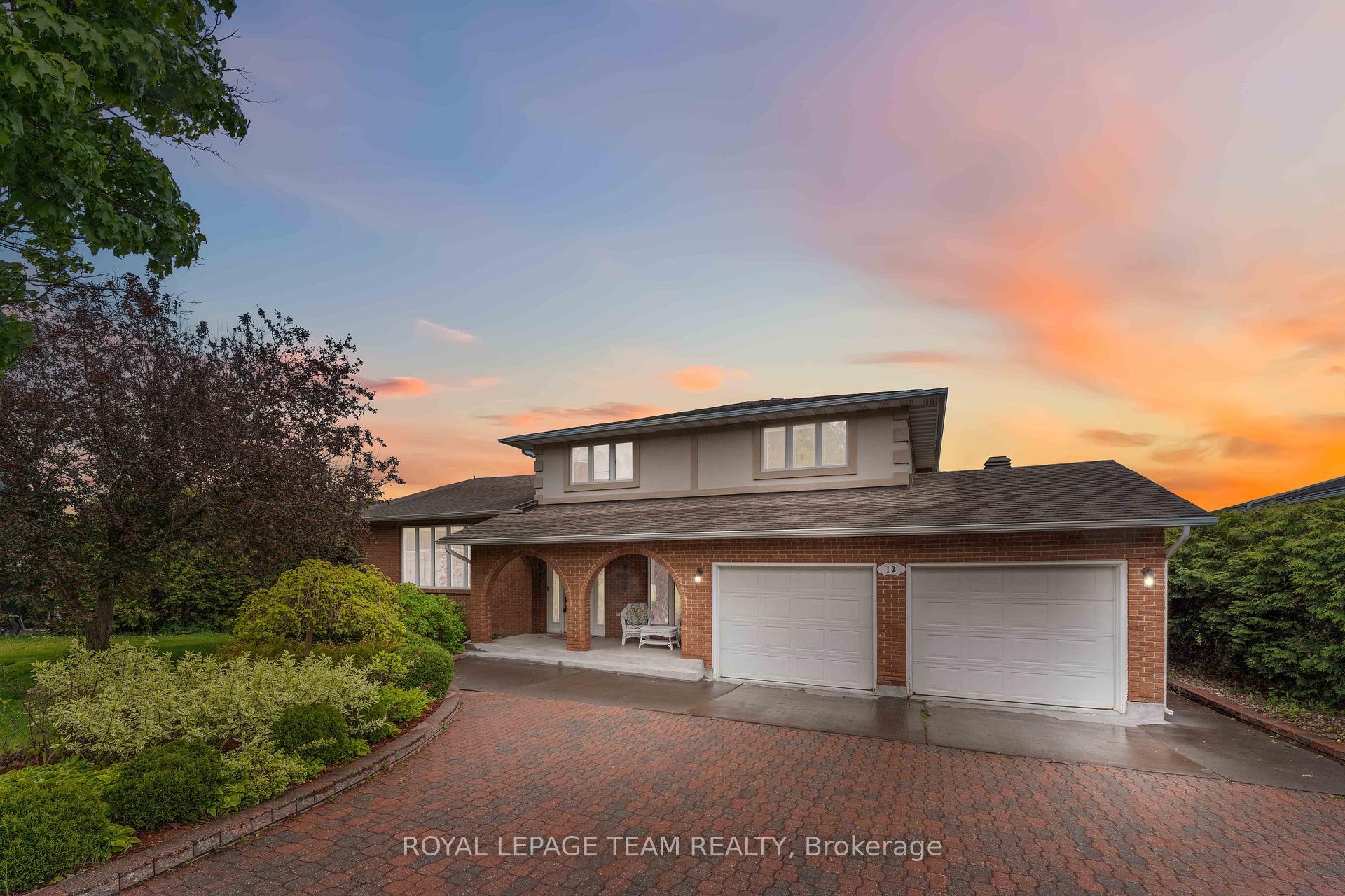 Photo 1 of 12 Queen Anne Crescent, Ottawa, Barrhaven East — HOMEH