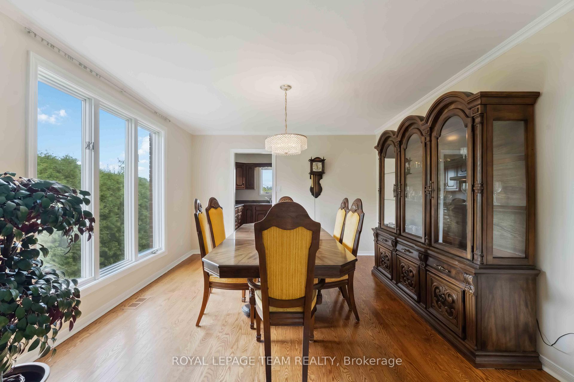 Photo 15 of 12 Queen Anne Crescent, Ottawa, Barrhaven East — HOMEH