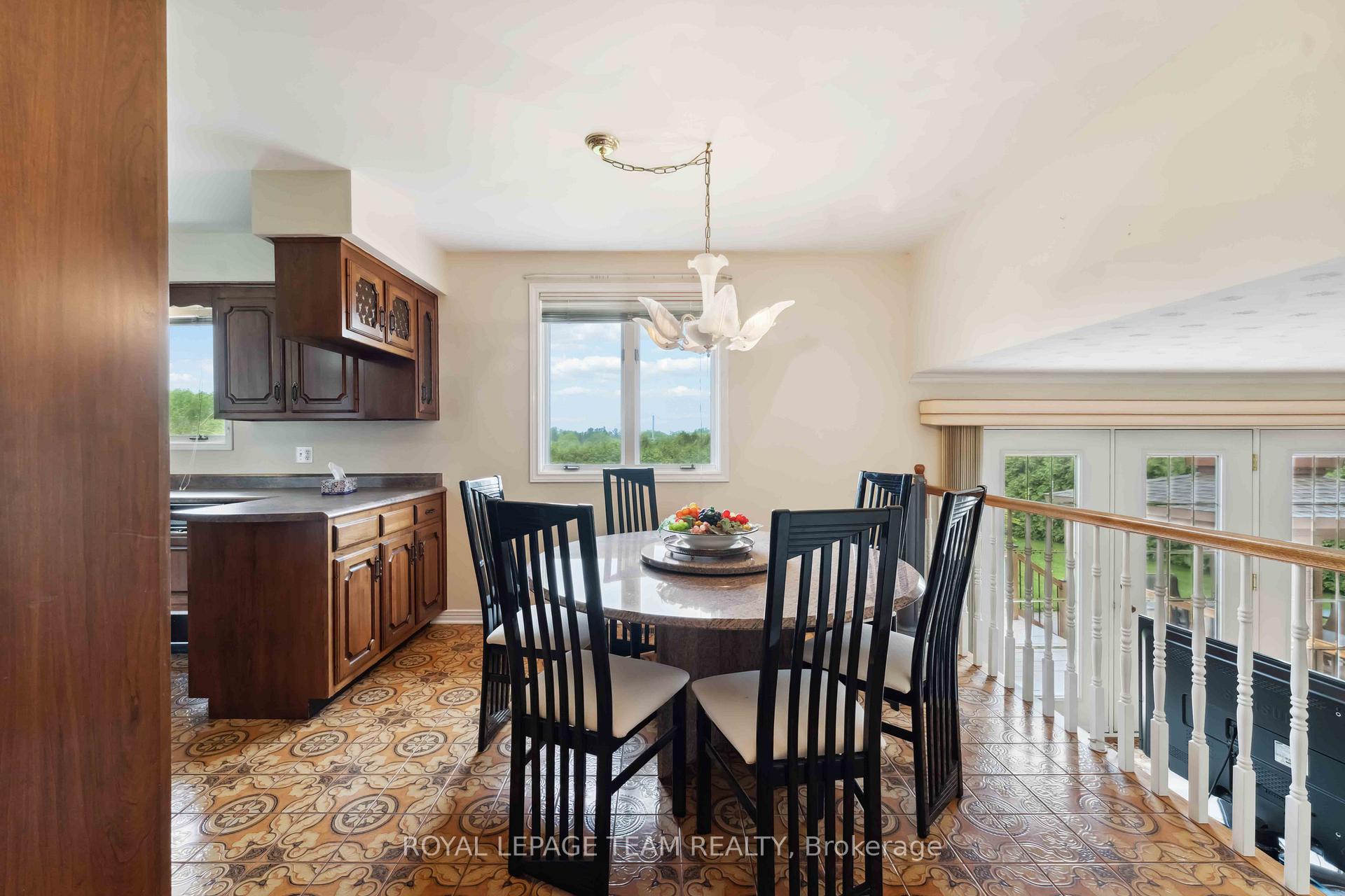 Photo 19 of 12 Queen Anne Crescent, Ottawa, Barrhaven East — HOMEH