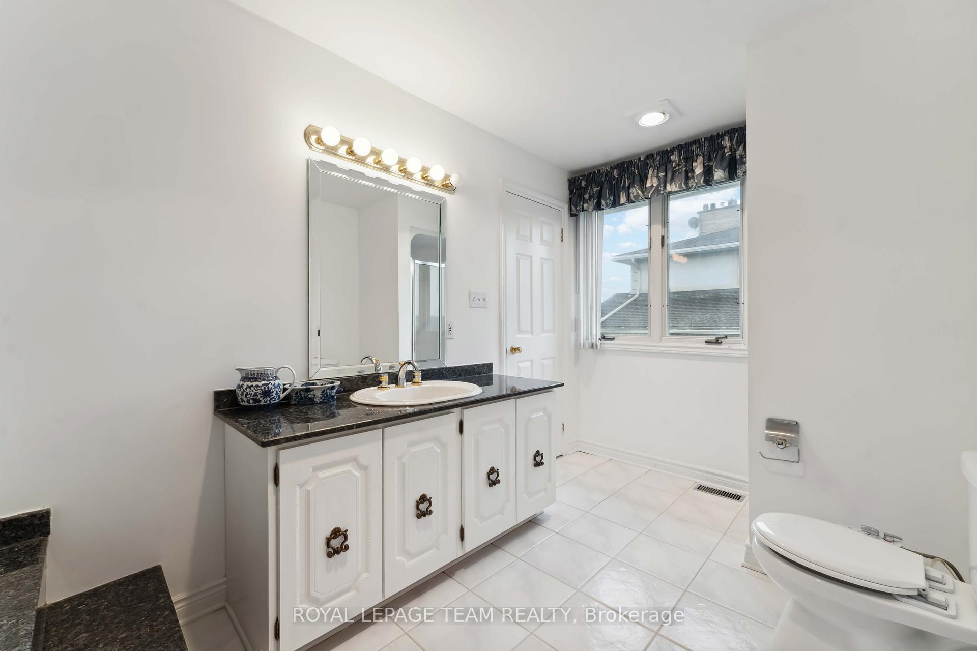 Photo 28 of 12 Queen Anne Crescent, Ottawa, Barrhaven East — HOMEH