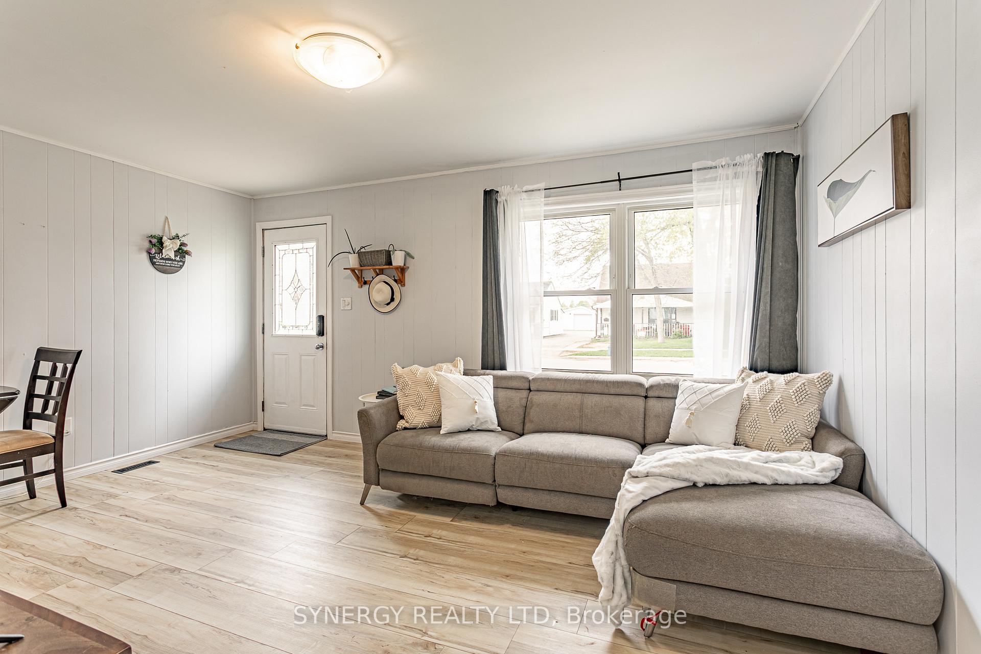 Photo 6 of 151 Wilkes Street, Brant, Brantford Twp — HOMEH