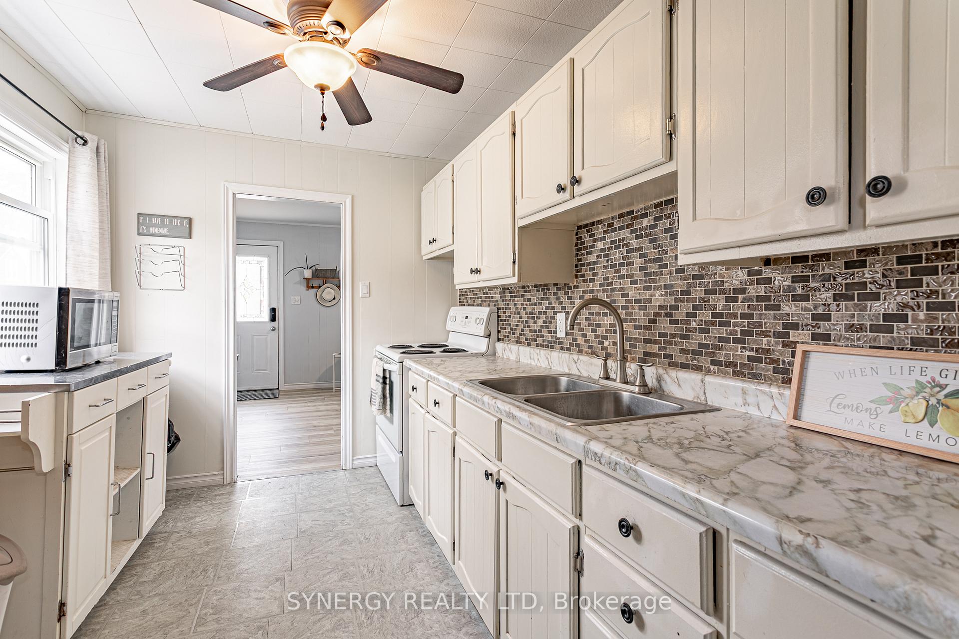 Photo 9 of 151 Wilkes Street, Brant, Brantford Twp — HOMEH
