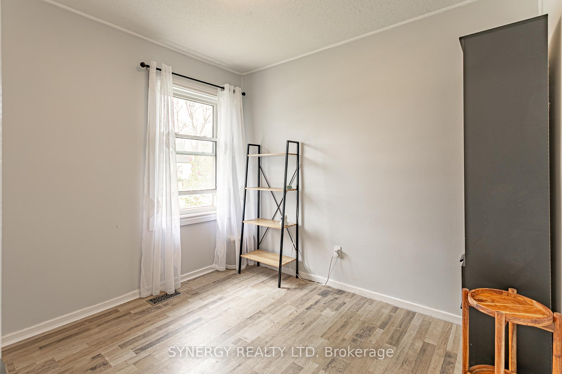 Photo 12 of 151 Wilkes Street, Brant, Brantford Twp — HOMEH