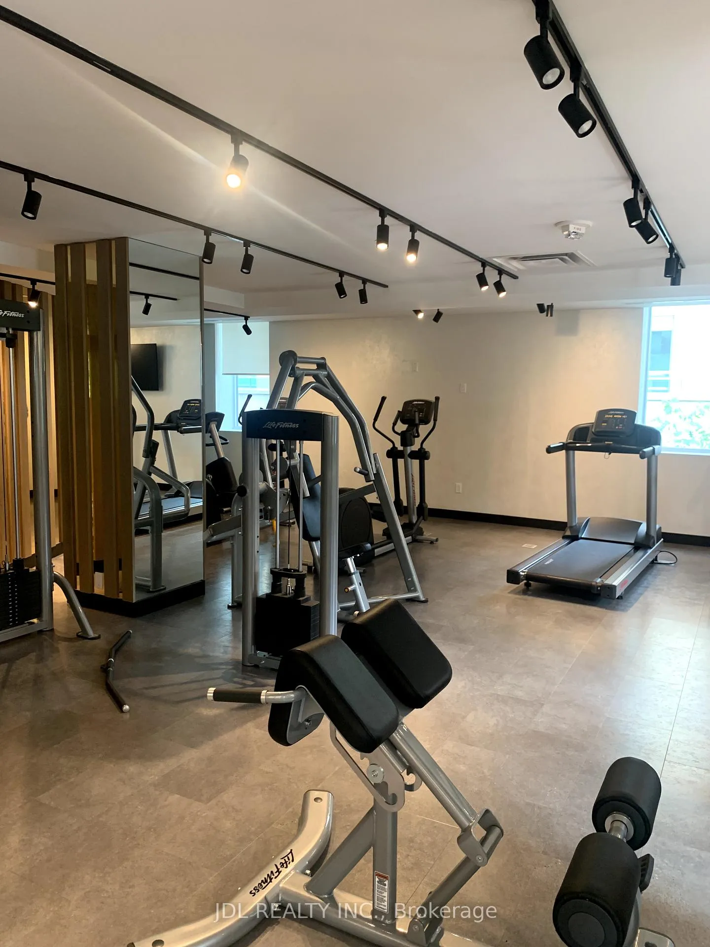 Photo 28 of Unit 805, 11 Lillian Street, Toronto, Mount Pleasant West — HOMEH