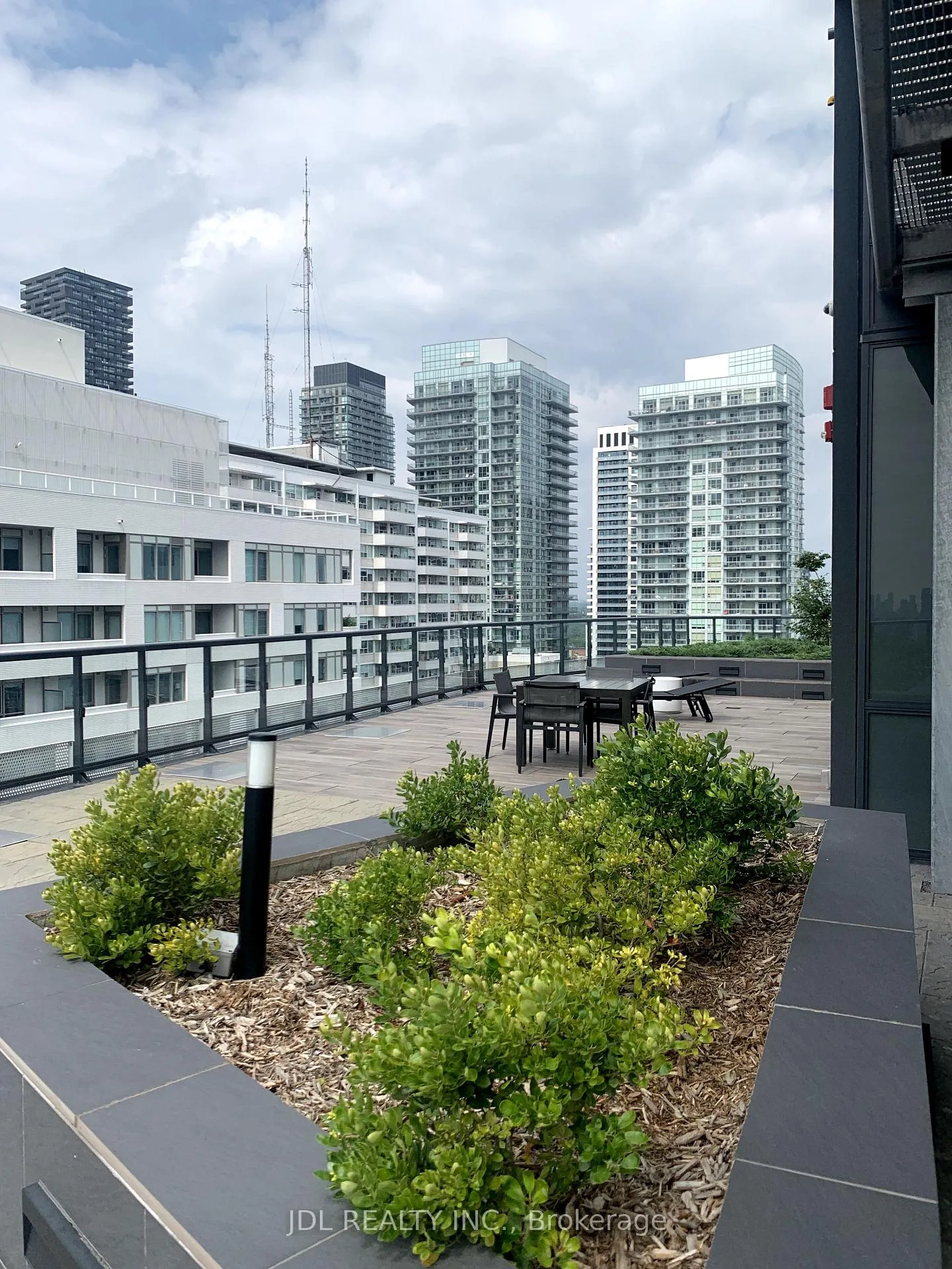 Photo 34 of Unit 805, 11 Lillian Street, Toronto, Mount Pleasant West — HOMEH