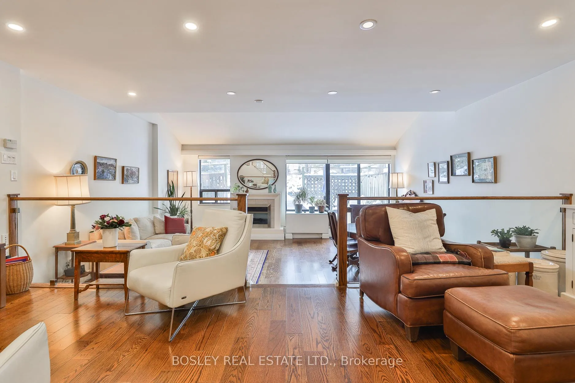 Photo 3 of Unit 103, 40 Sylvan Valleyway, Toronto, Bedford Park-Nortown — HOMEH