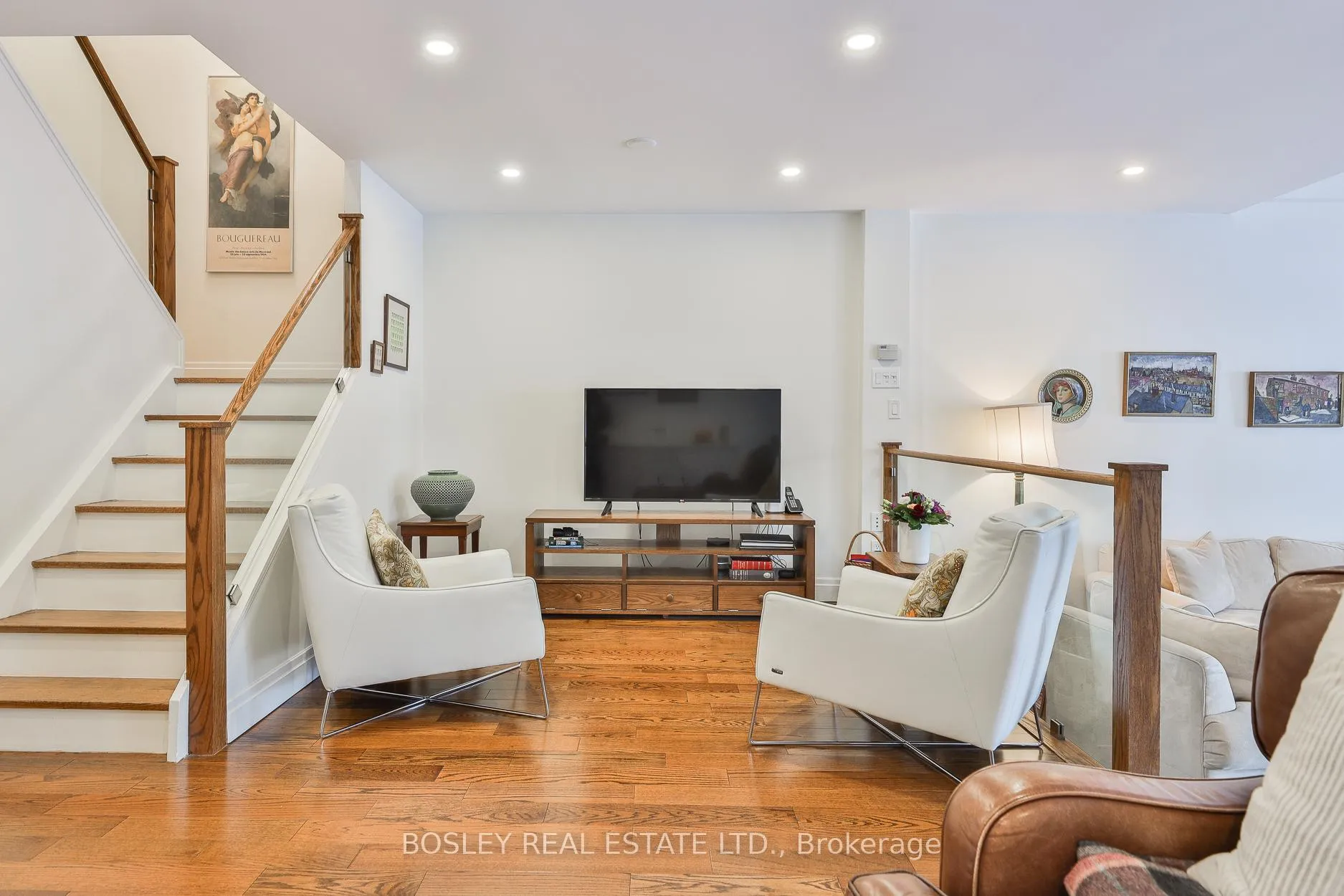 Photo 4 of Unit 103, 40 Sylvan Valleyway, Toronto, Bedford Park-Nortown — HOMEH