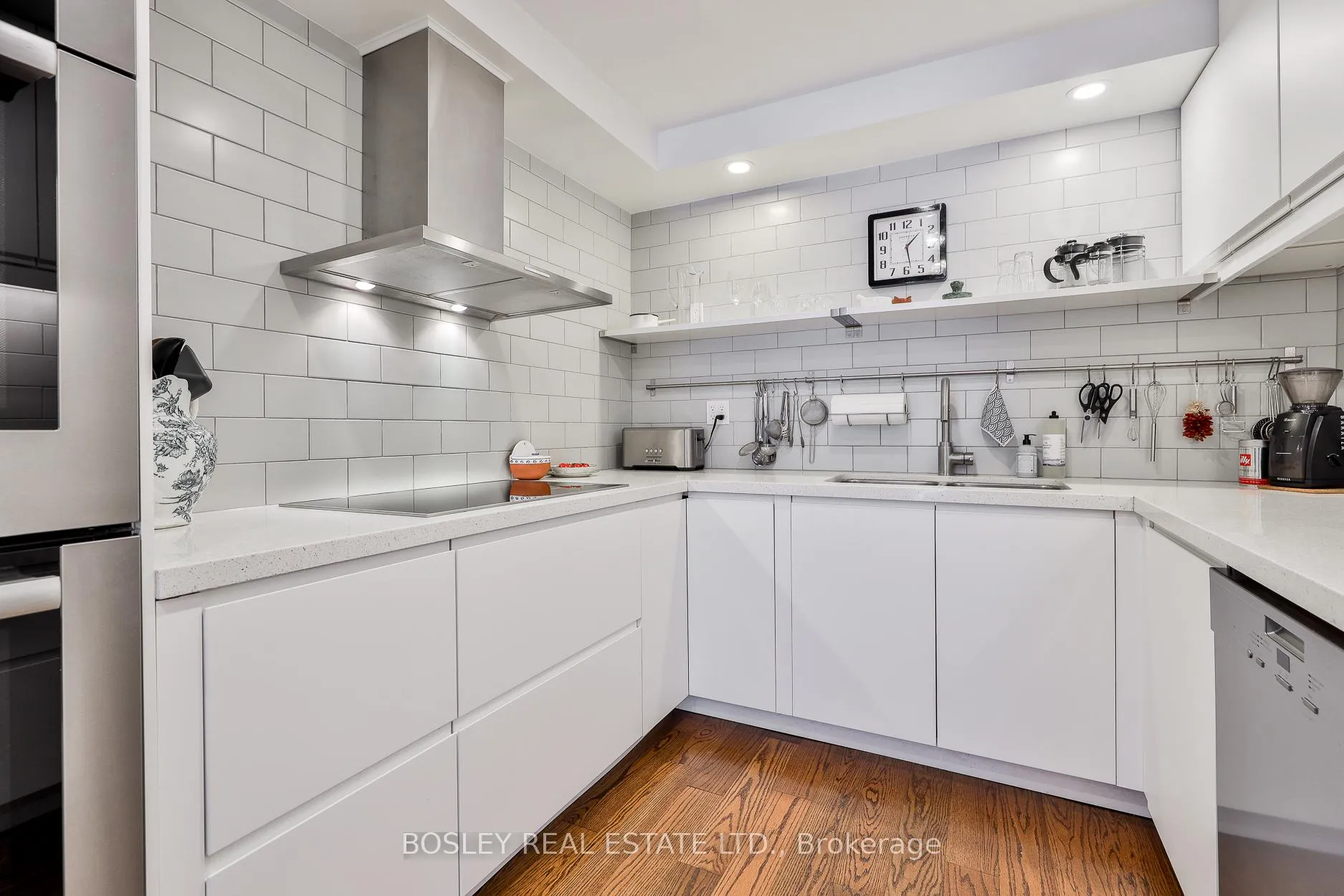 Photo 8 of Unit 103, 40 Sylvan Valleyway, Toronto, Bedford Park-Nortown — HOMEH